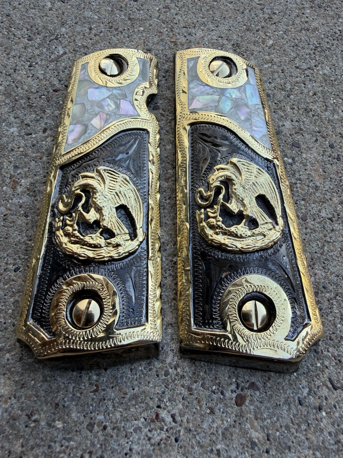 1911 45 38 Super Full Size Aguila Gold Gun Pistol Grip Cachas & 24K Screws