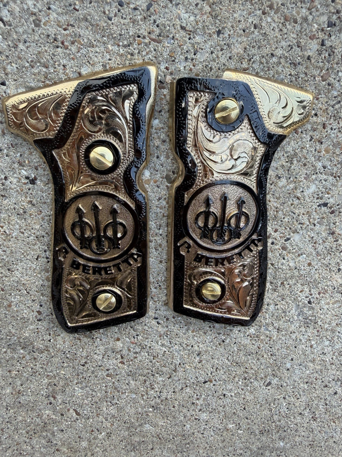 Beretta 92FS Cachas Gold Plated Pistol Custom Grips & Gold Screws