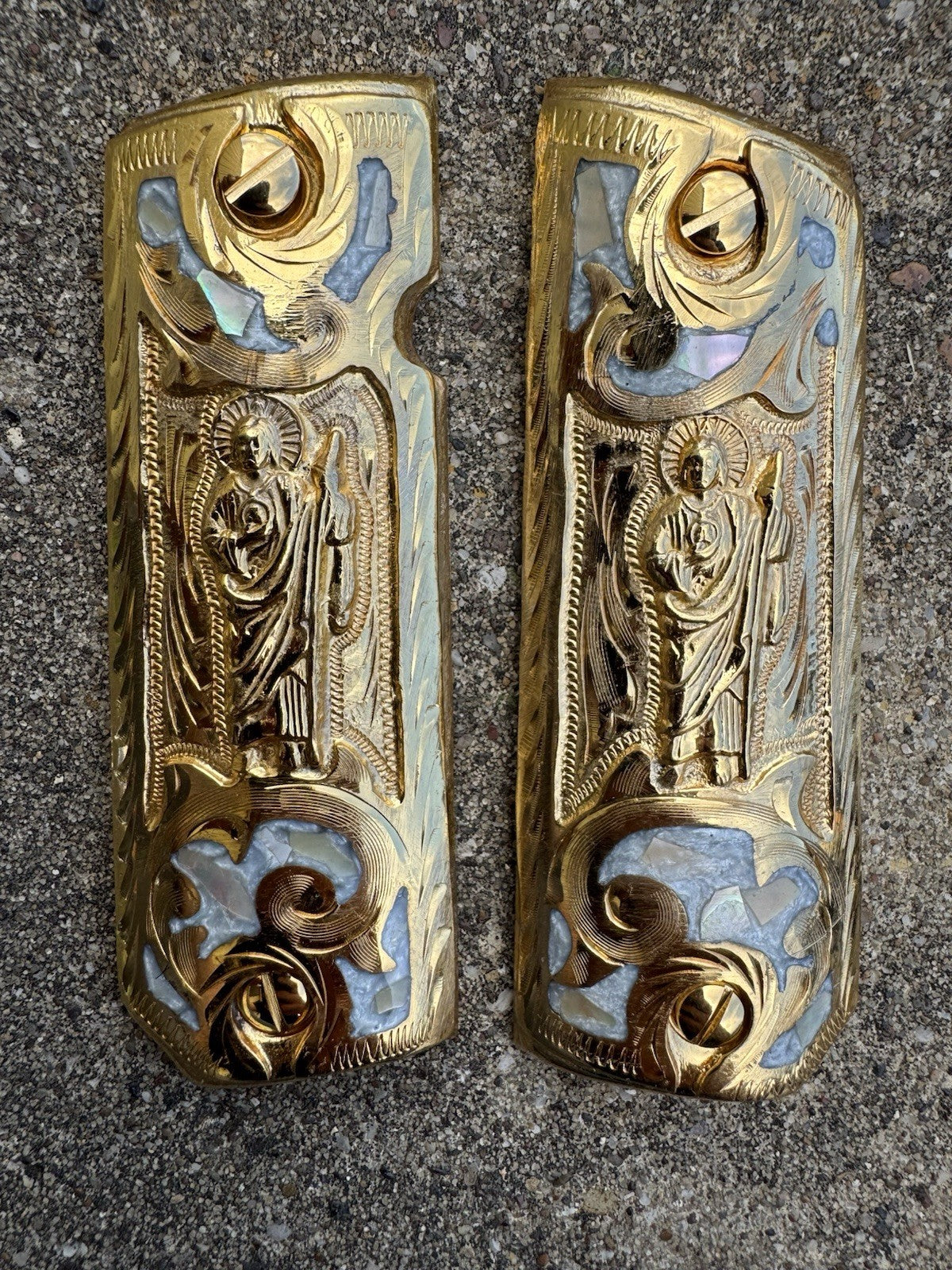 1911 45 38 Super Full Size San Judas Gold Gun Pistol Grip Cachas & 24K Screws
