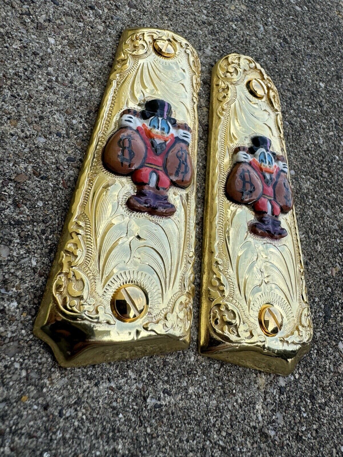 1911 45 38 Super Full Size Mcscrooge Duck Gold Gun Pistol Grip Cachas &24K Screw