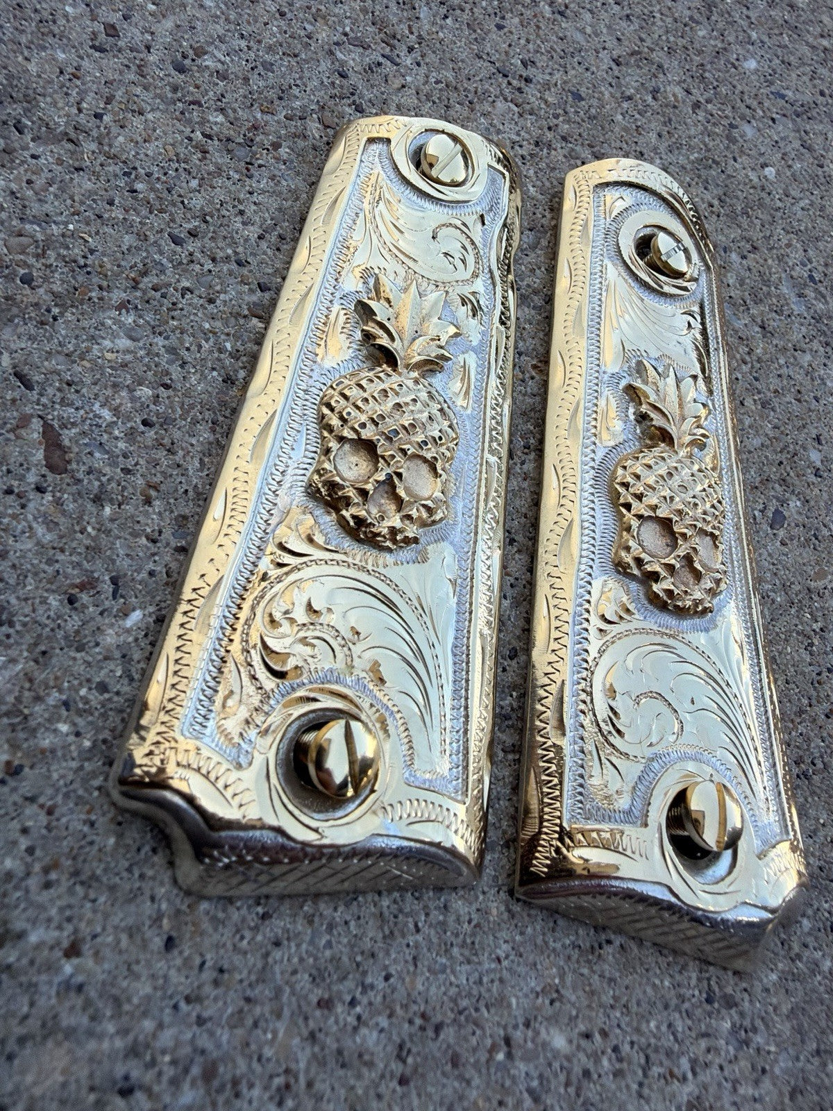 1911 45 38 Super Full Size Gold Gun Pistol Grip Cachas Chapeado & 24K Screws