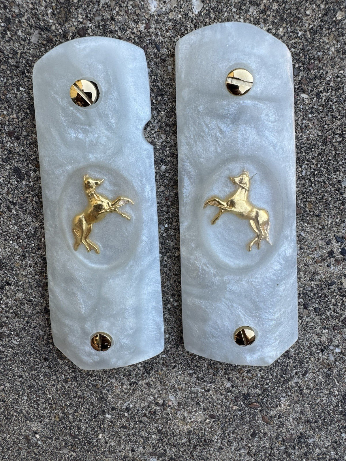 1911 45 38 Super Full Size Resin Gold Colt Horse Gun Pistol Grip Cachas