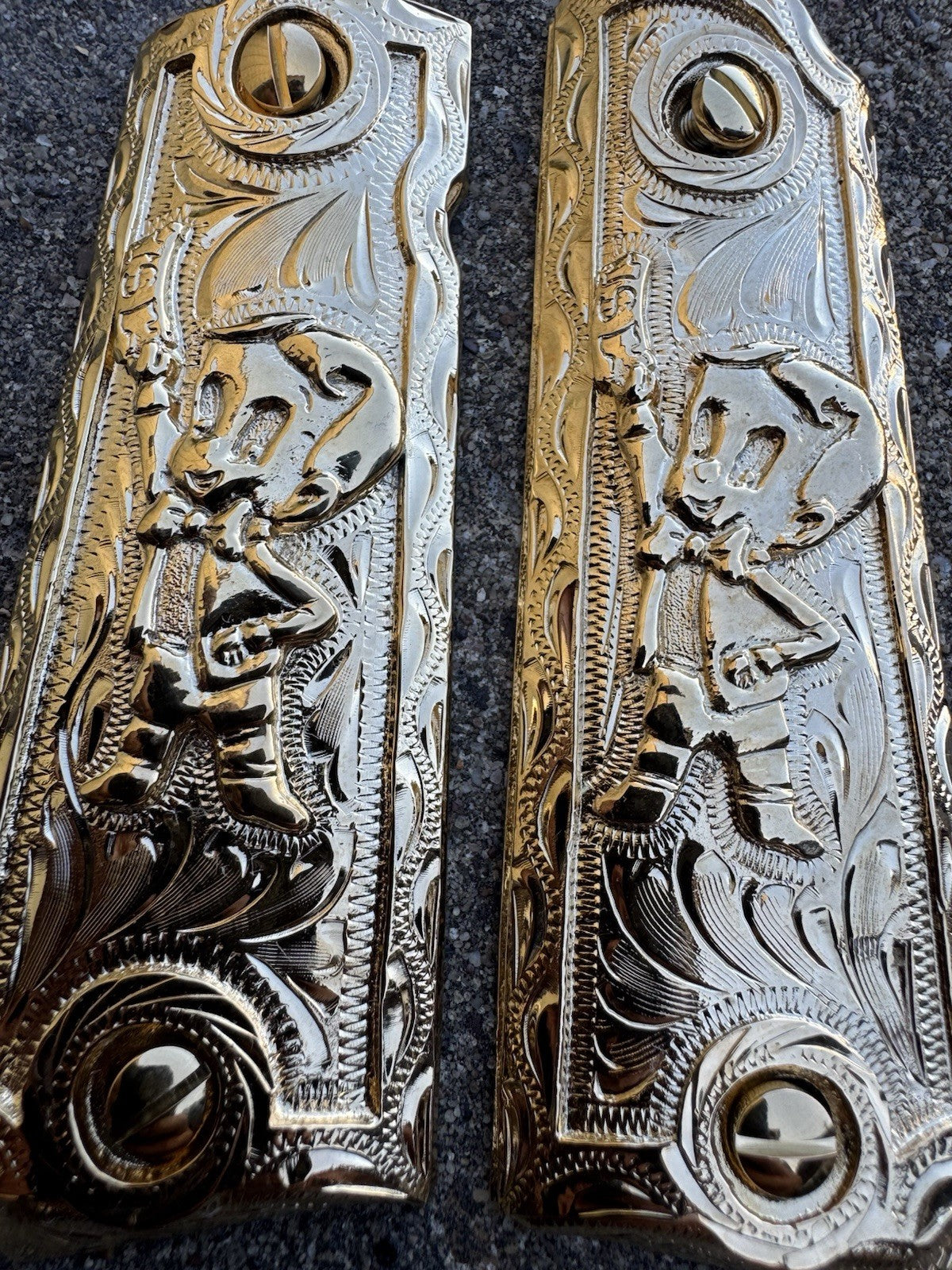 1911 45 38 Super Full Size Richie Rich Gold Gun Pistol Grip Cachas & 24K Screws