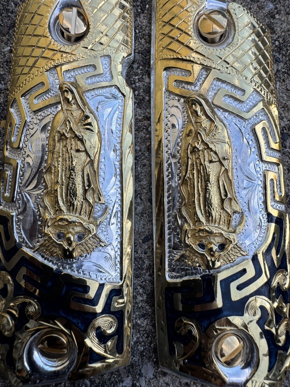 1911 45 38 Super Full Size Virgen De Guadalupe Gold Pistol Grip Cachas & Screws