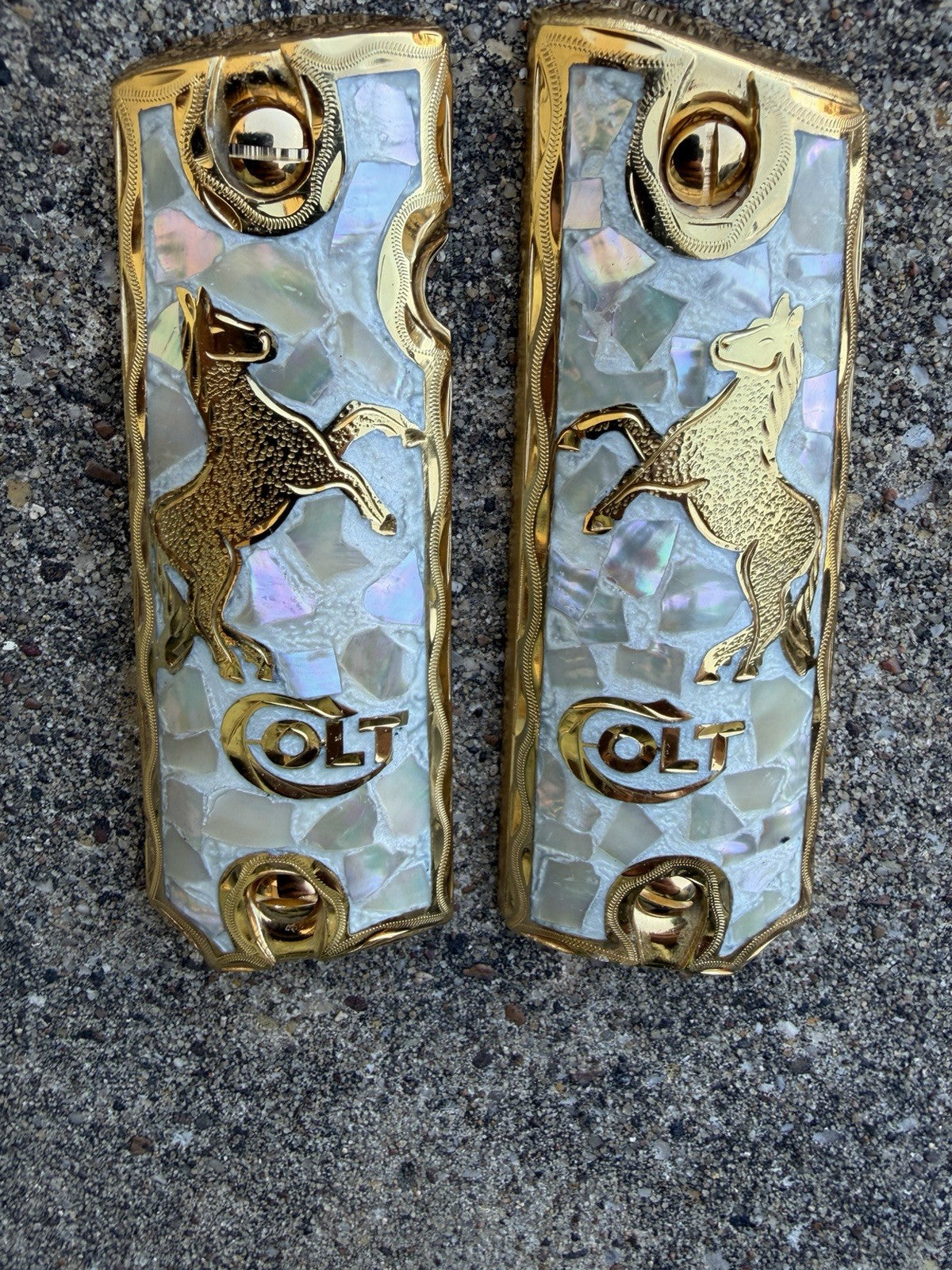 1911 45 38 Super Full Size Horse Gold Gun Pistol Grip Cachas & 24K Screws