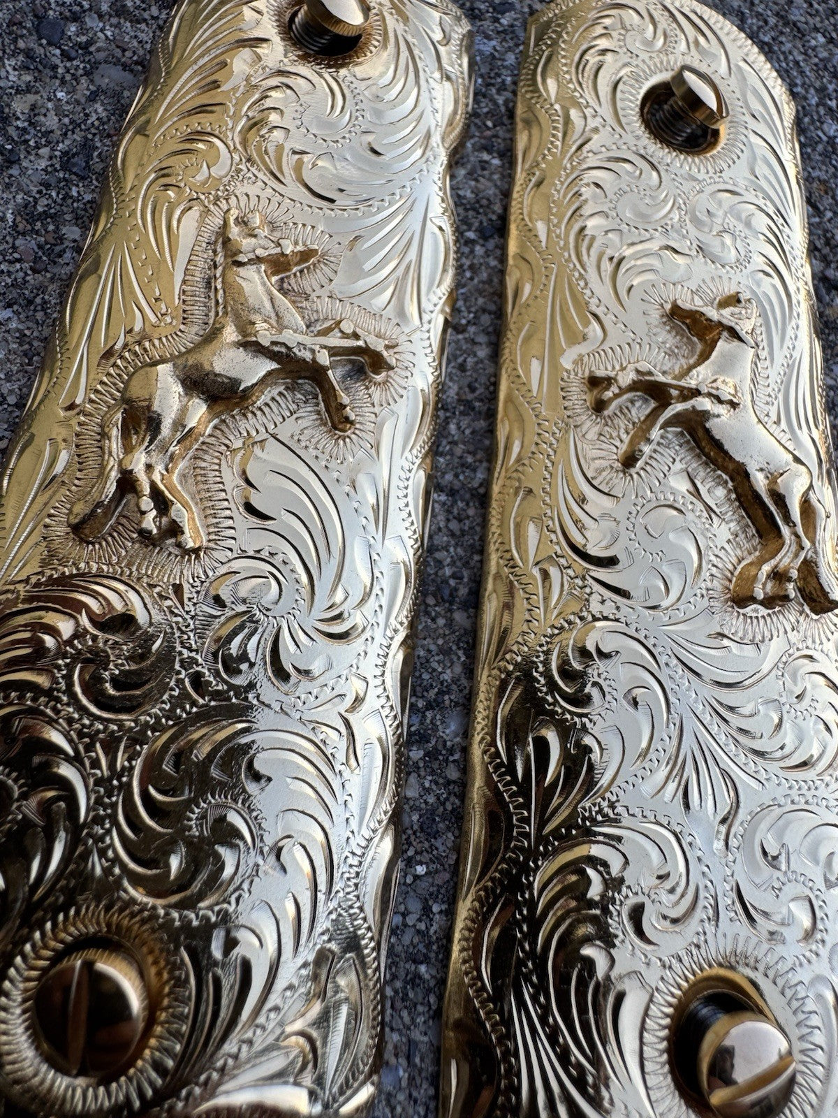 1911 45 38 Super Full Size Horse Gold Gun Pistol Grip Cachas & 24K Screws