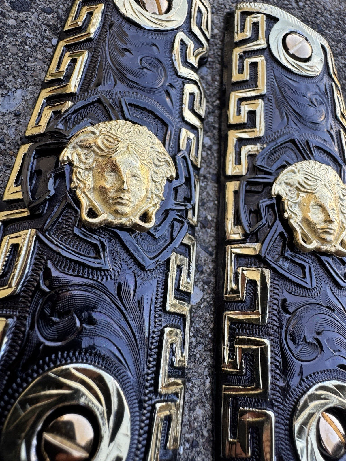 1911 45 38 Super Full Size Versace Gold Gun Pistol Grip Cachas & 24K Screws