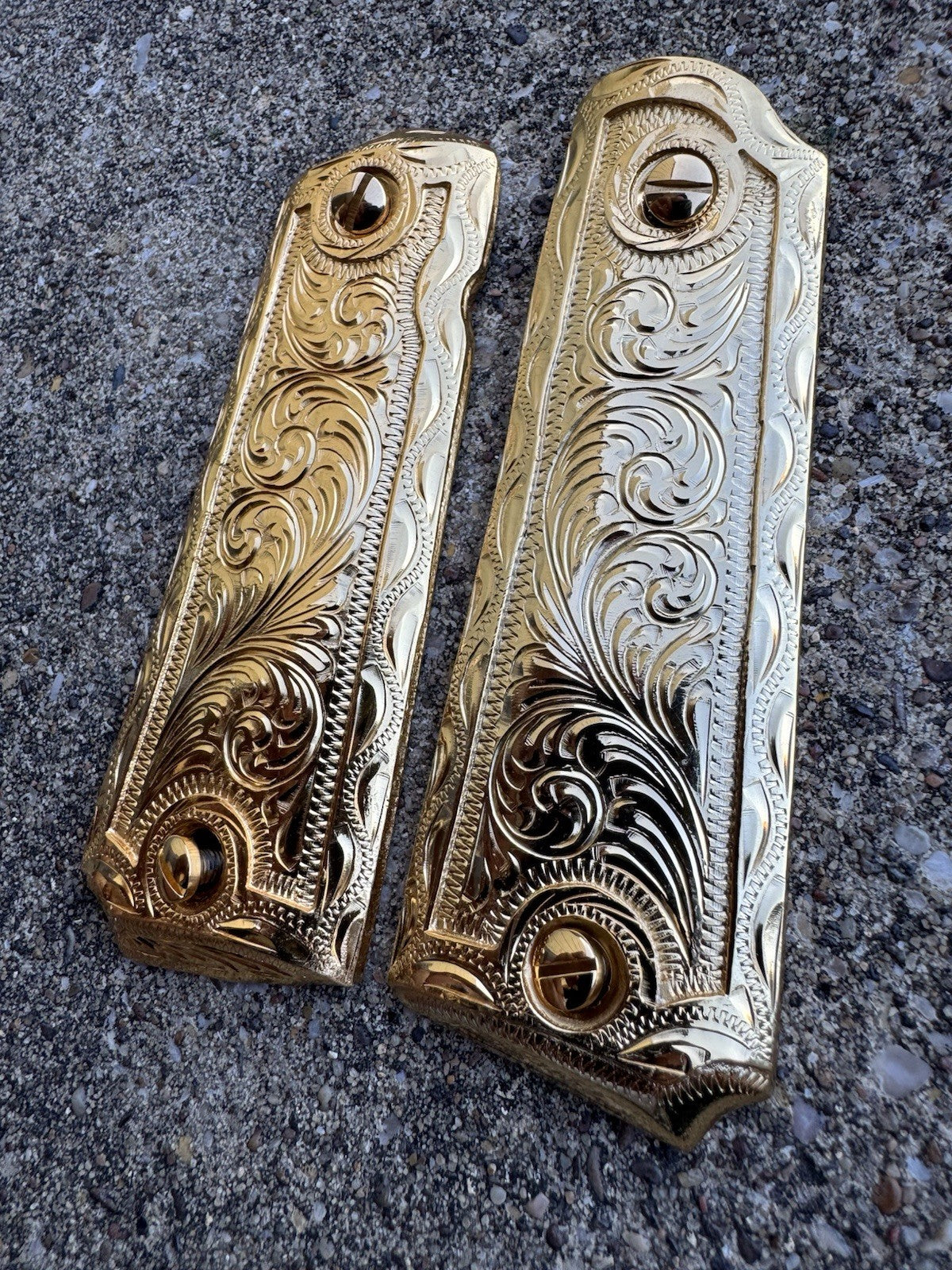 1911 45 38 Super Full Size Gold Gun Pistol Grip Cachas Chapeado & 24K Screws