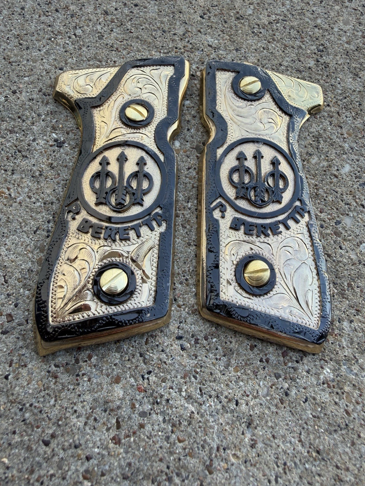 Beretta 92FS Cachas Gold Plated Pistol Custom Grips & Gold Screws