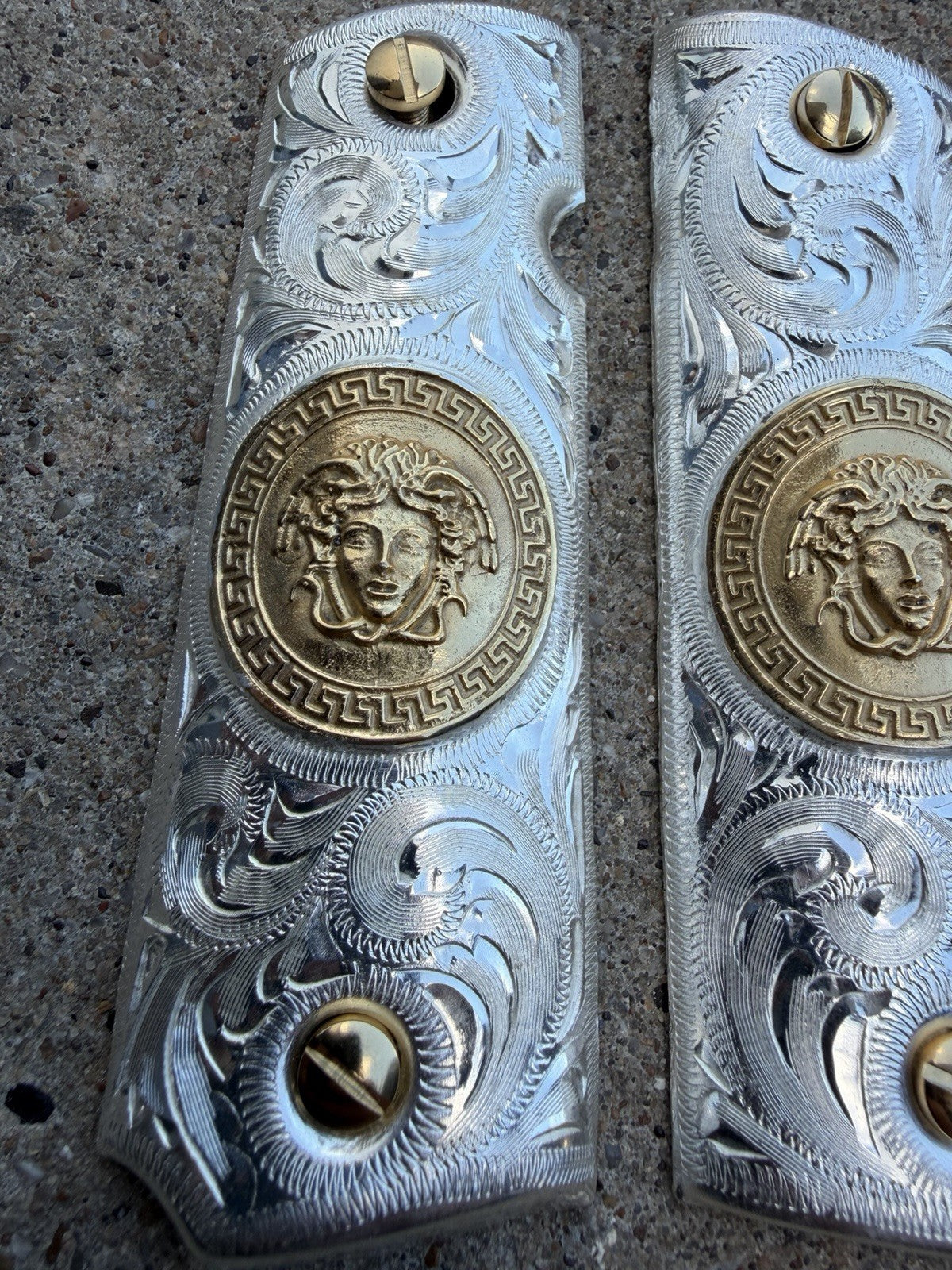 1911 45 38 Super Full Size Versace Gold Gun Pistol Grip Cachas & 24K Screws