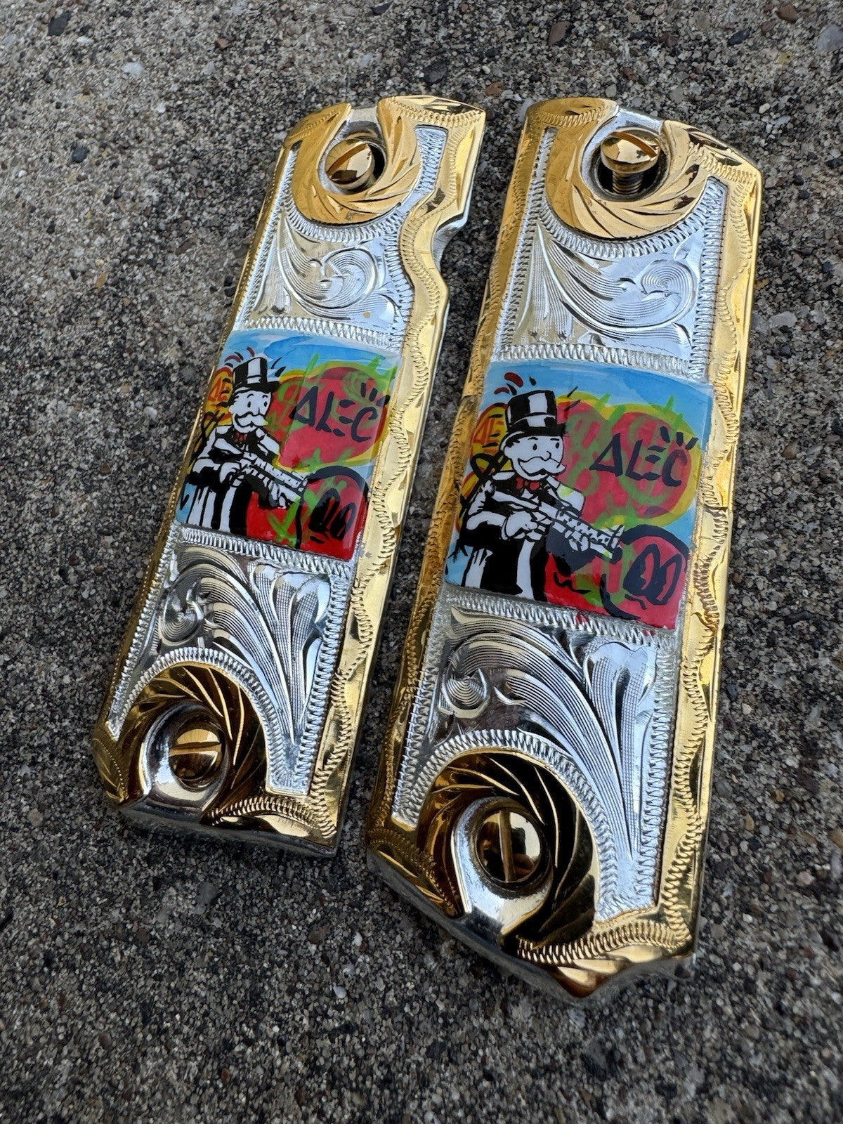 1911 45 38 Super Full Size Richie Rich Gold Gun Pistol Grip Cachas & 24K Screws