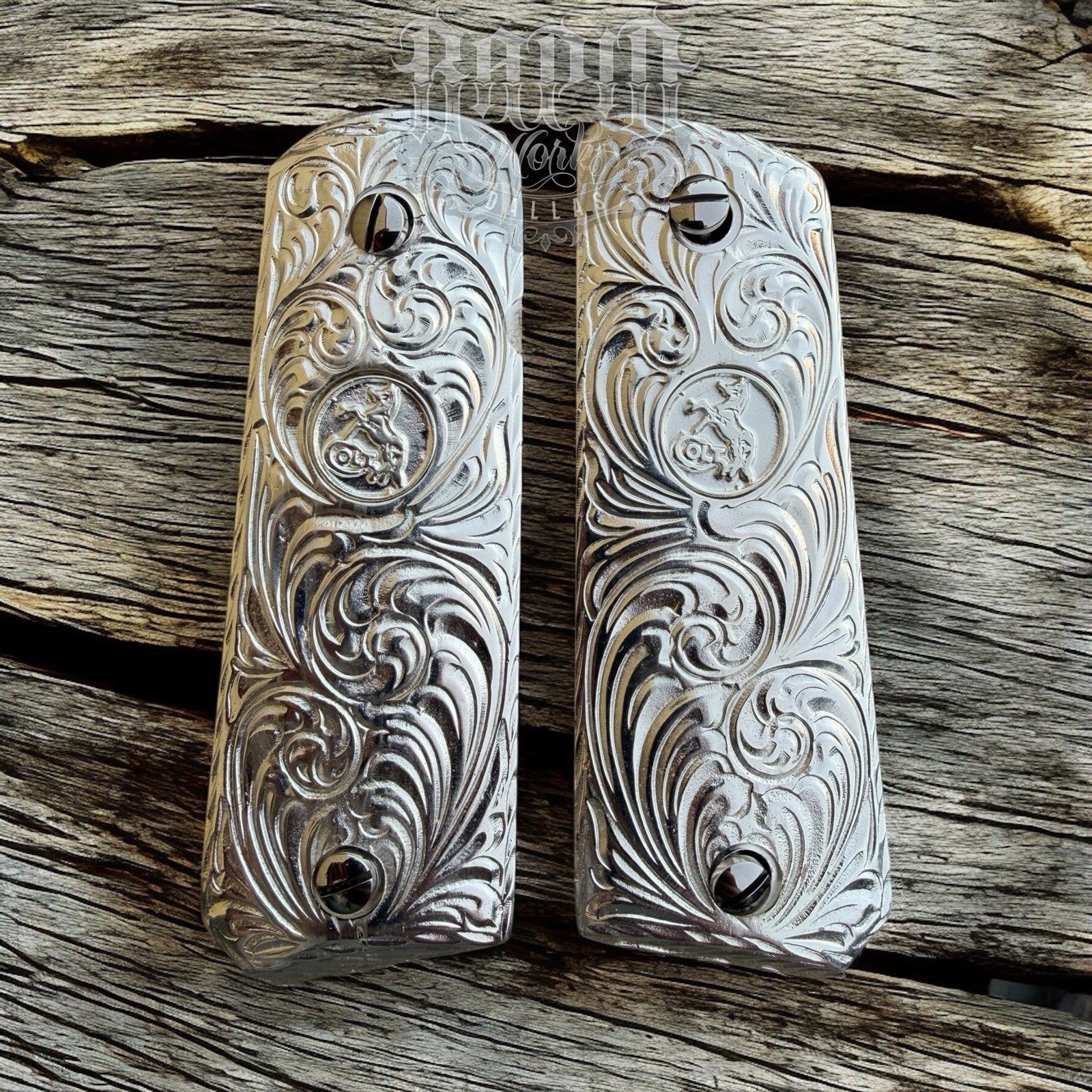 1911 45 38 Super Full Size Gun Pistol Grip Cachas & Polished Screws