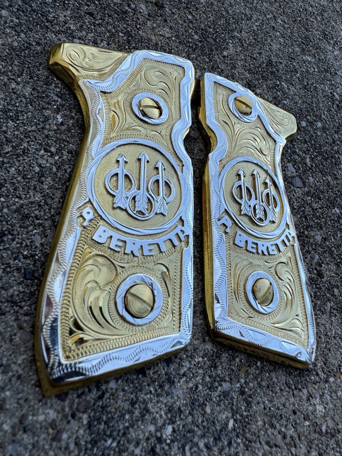Beretta 92FS Cachas Gold Plated Pistol Custom Grips & Gold Screws