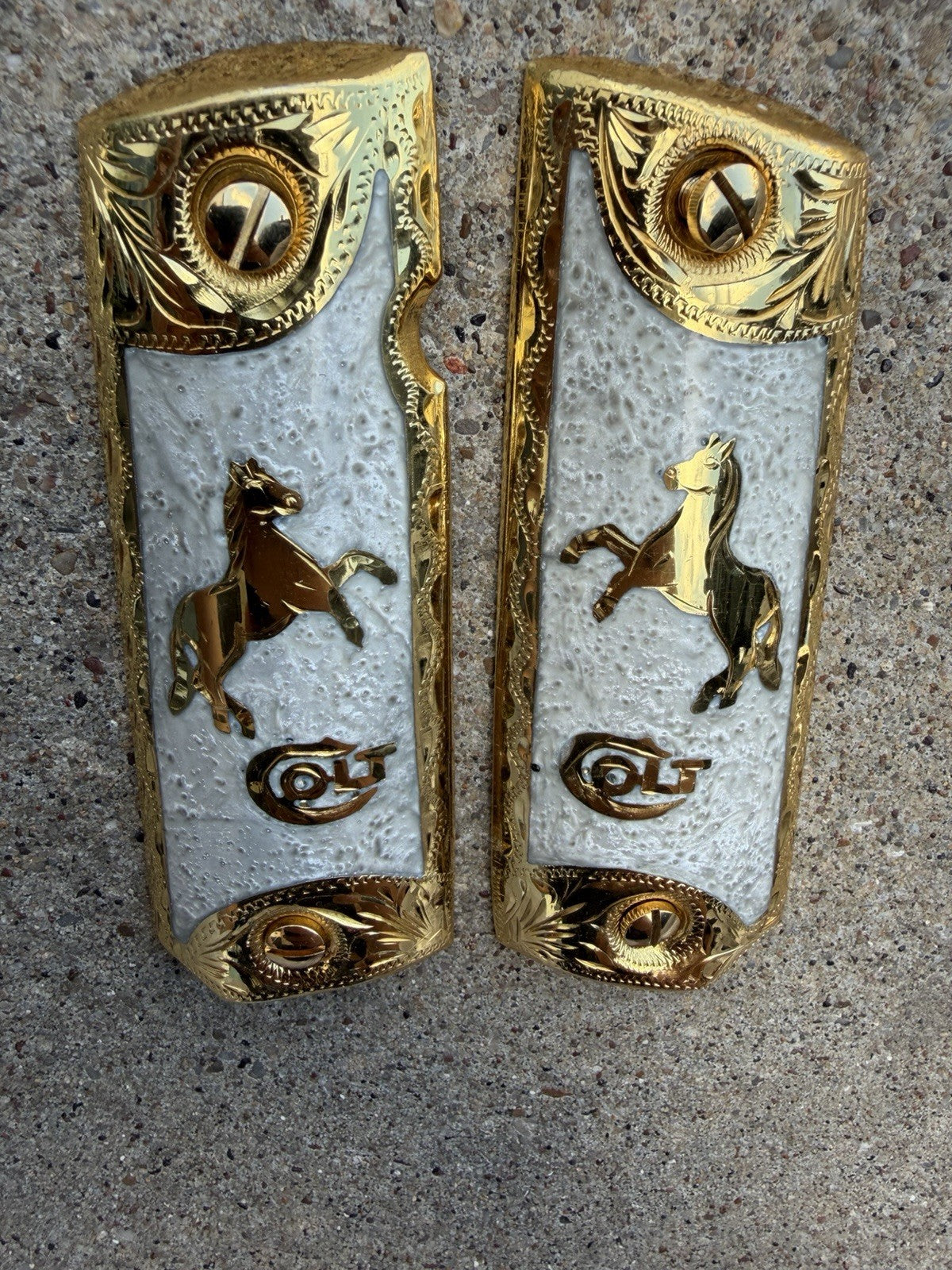 1911 45 38 Super Full Size Horse Gold Gun Pistol Grip Cachas & 24K Screws
