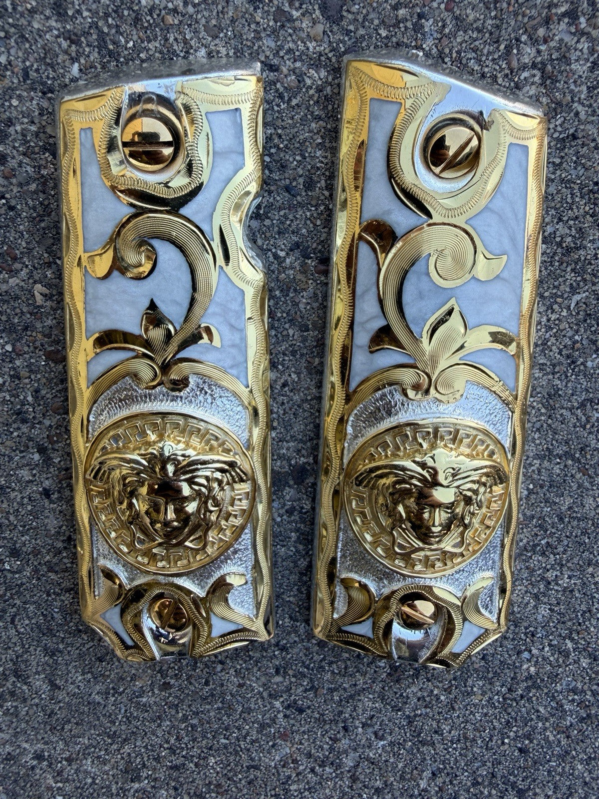 1911 45 38 Super Full Size Versace Gold Gun Pistol Grip Cachas & 24K Screws
