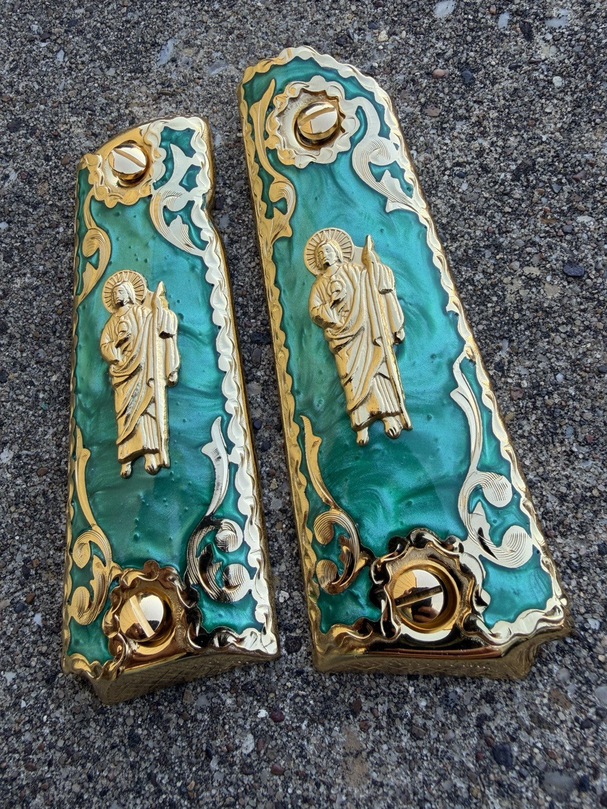1911 45 38 Super Full Size San Judas Gold Gun Pistol Grip Cachas & 24K Screws