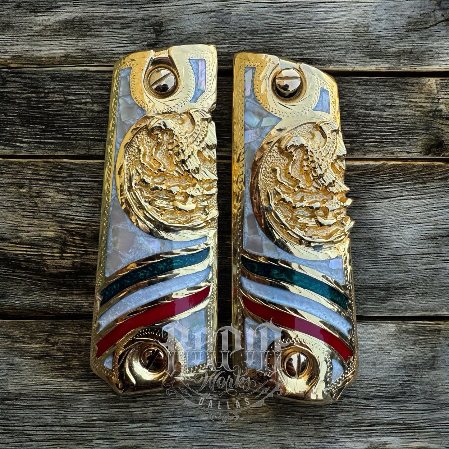 1911 45 38 Super Full Size Mexican Eagle Gold Gun Pistol Grip Cachas & 24K Screw