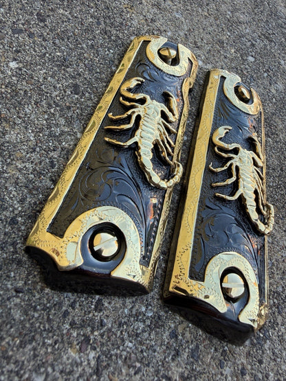 1911 45 38 Super Full Size Scorpion Gold Gun Pistol Grip Cachas & 24K Screws