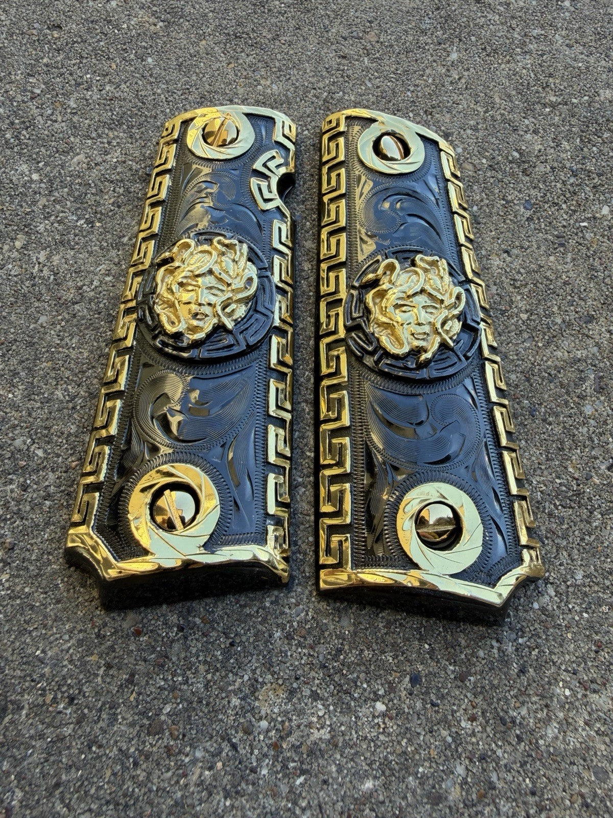 1911 45 38 Super Full Size Versace Gold Gun Pistol Grip Cachas & 24K Screws
