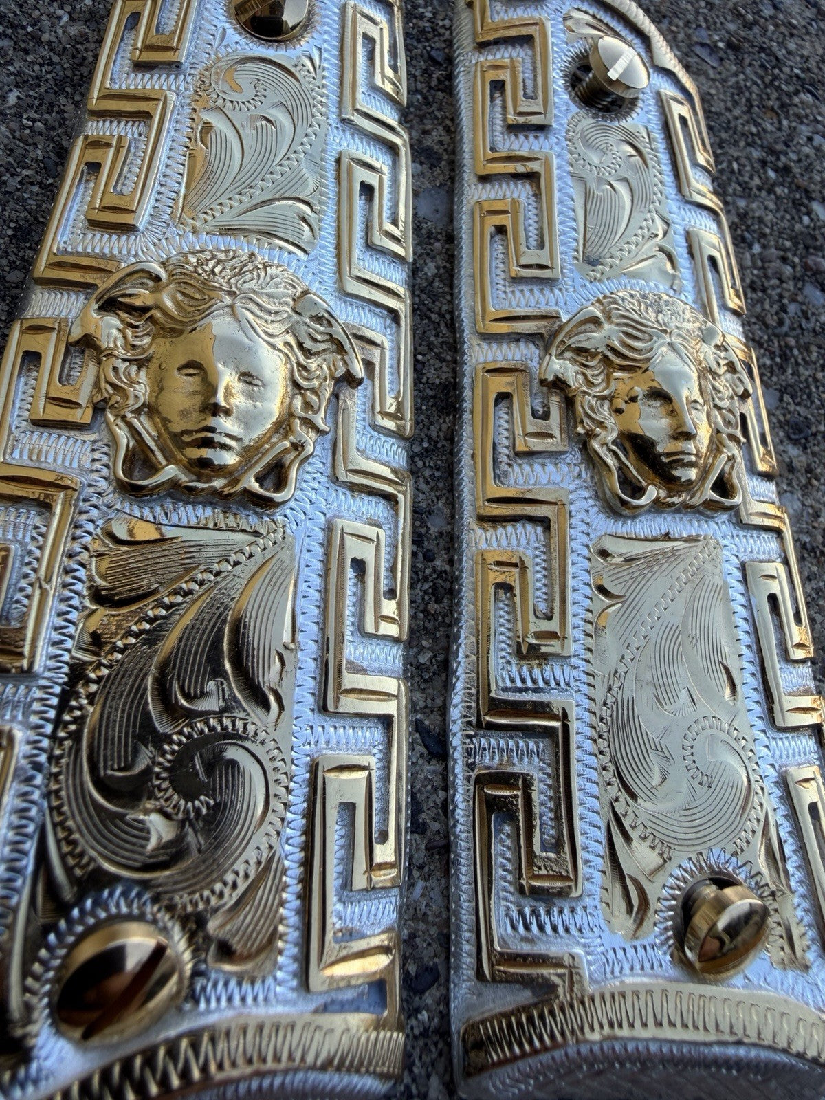 1911 45 38 Super Full Size Vercase Gold Gun Pistol Grip Cachas & 24K Screws