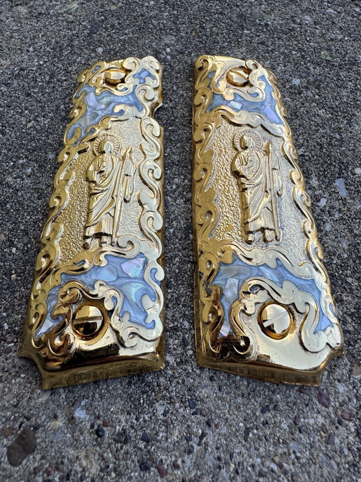 1911 45 38 Super Full Size San Judas Gold Gun Pistol Grip Cachas & 24K Screws