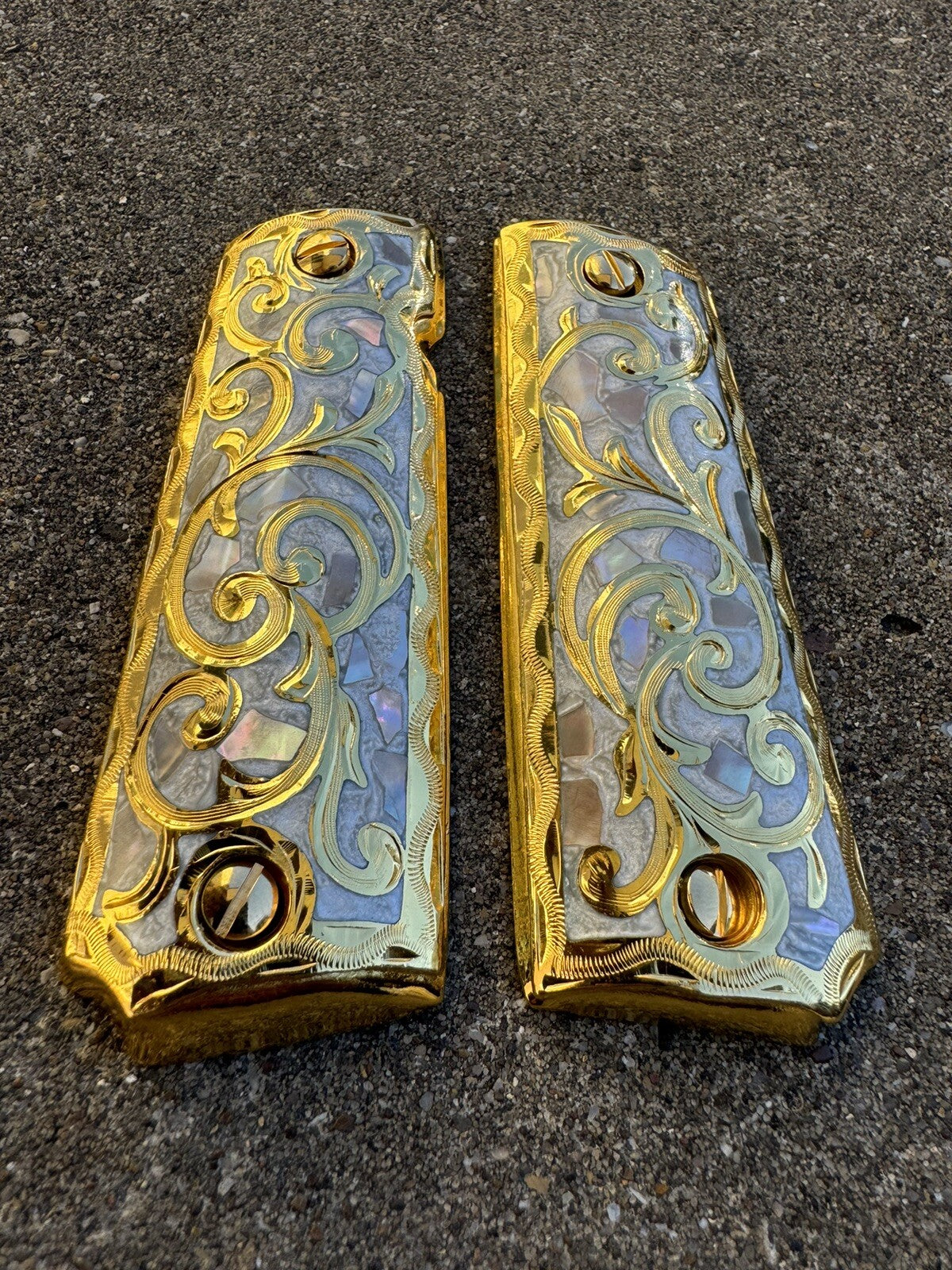 1911 45 38 Super Full Size Gold Gun Pistol Grip Cachas Chapeado & 24K Screws