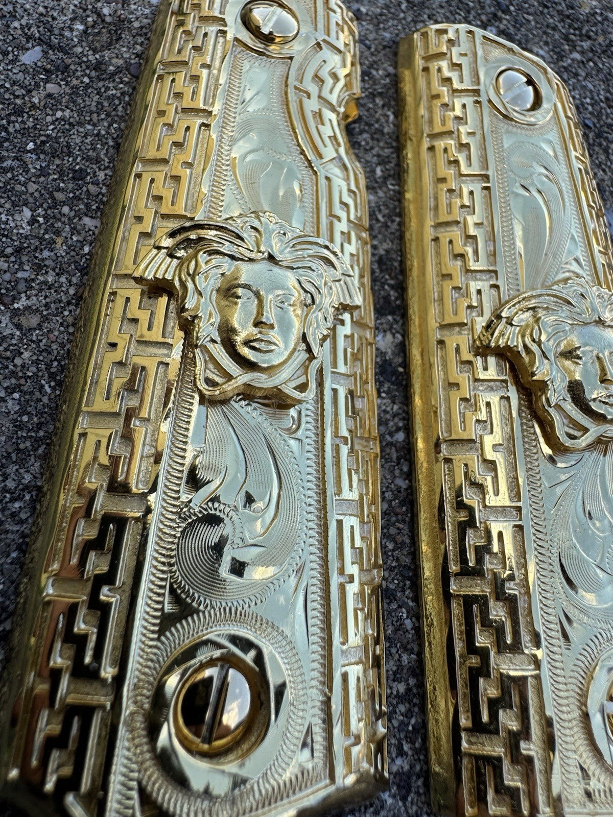 1911 45 38 Super Full Size Versace Gold Gun Pistol Grip Cachas & 24K Screws