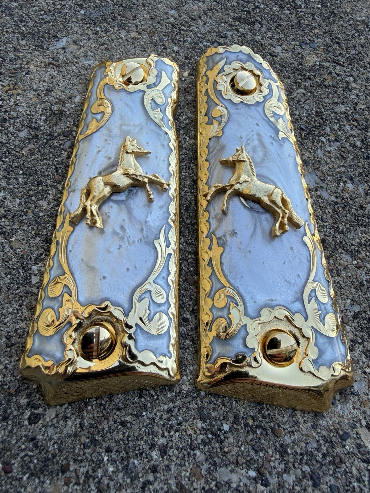 1911 45 38 Super Full Size Horse Gold Gun Pistol Grip Cachas & 24K Screws