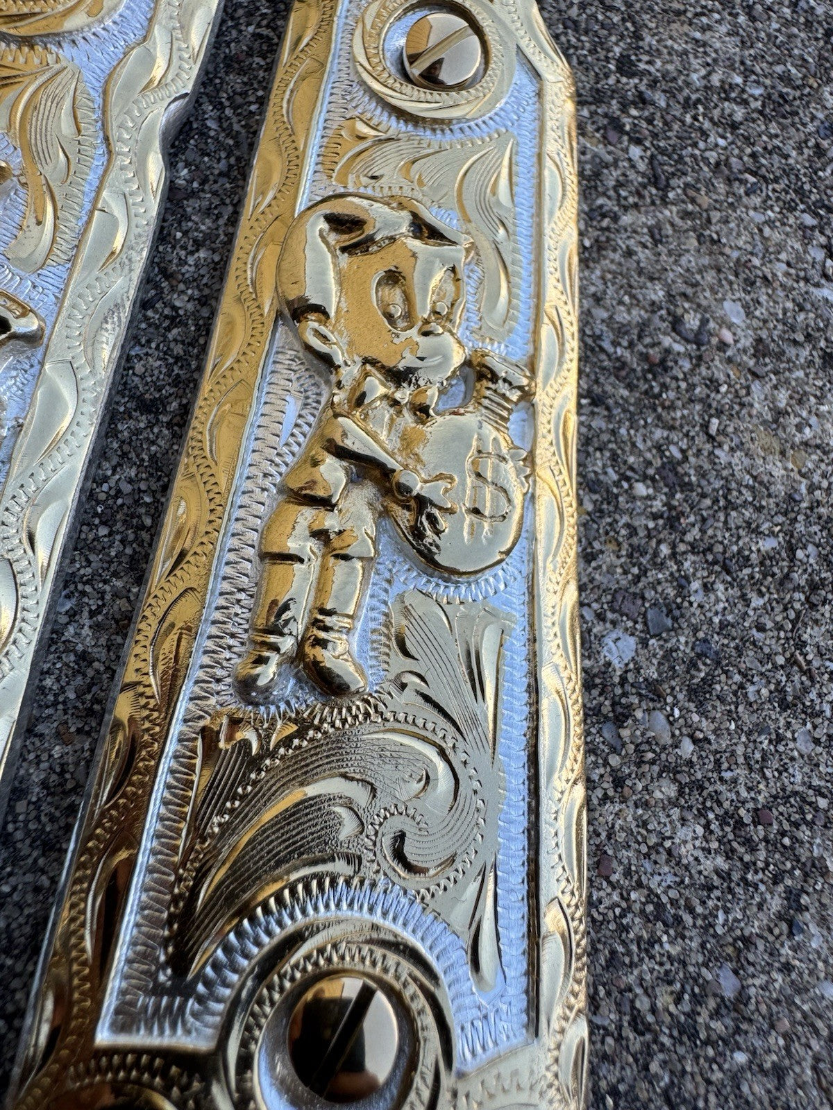 1911 45 38 Super Full Size Richie Rich Gold Gun Pistol Grip Cachas & 24K Screws