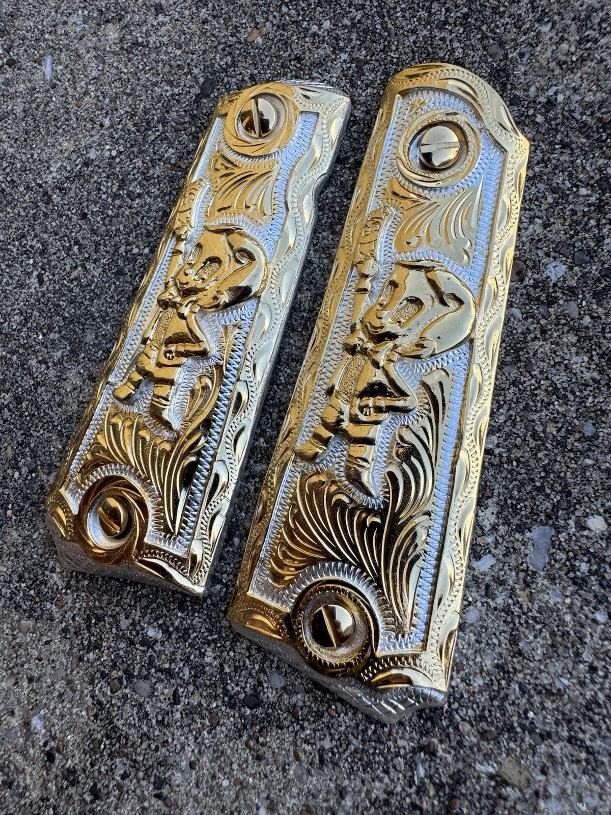 1911 45 38 Super Full Size Richie Rich Gold Gun Pistol Grip Cachas & 24K Screws