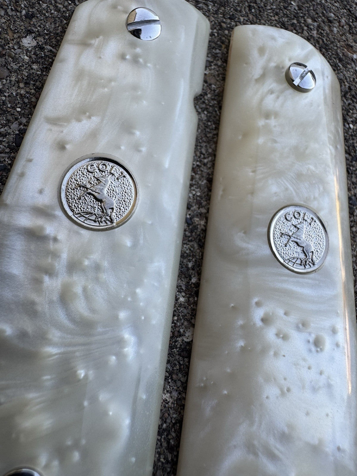 1911 45 38 Super Full Size Resin Silver Colt Coin Gun Pistol Grip Cachas