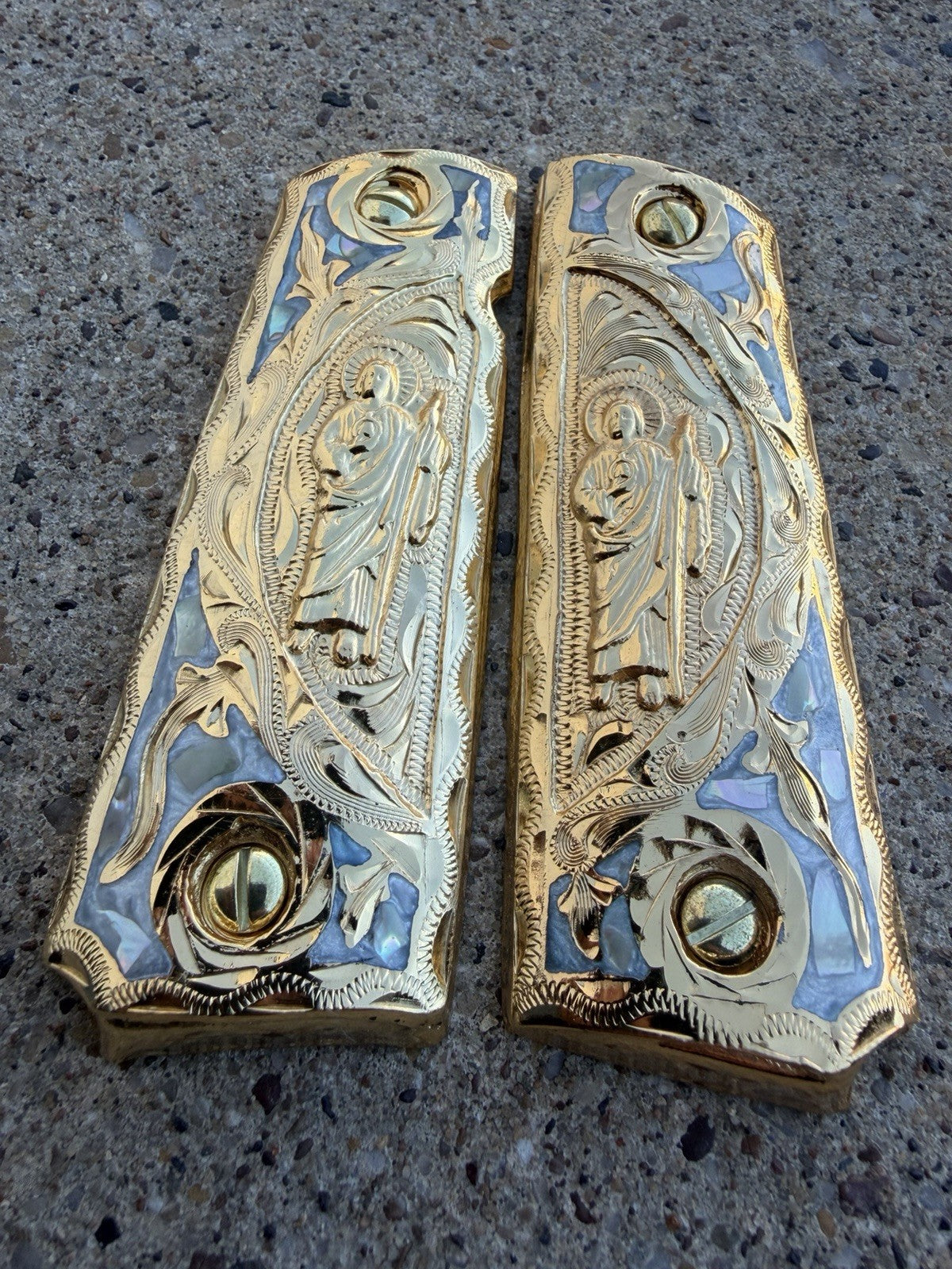 1911 45 38 Super Full Size San Judas Gold Gun Pistol Grip Cachas & 24K Screws