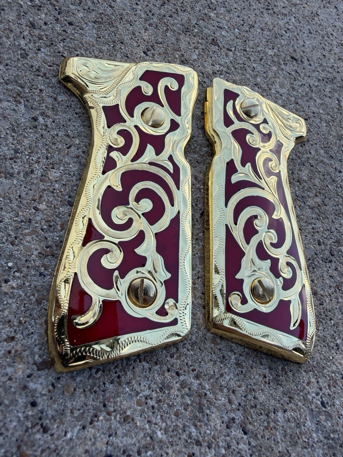 Beretta 92FS Cachas Scroll Gold Plated Pistol Custom Grips & Gold Screws