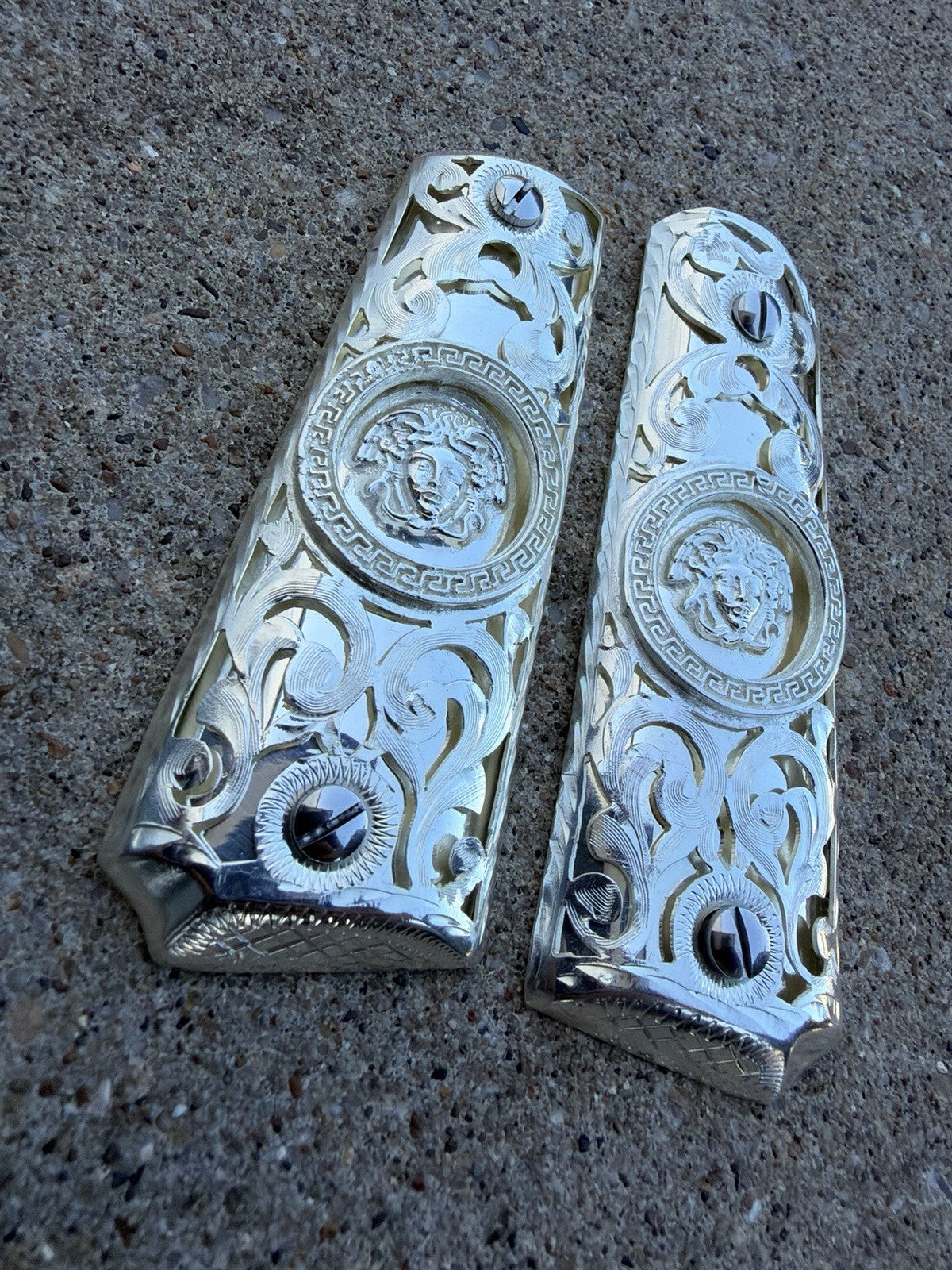 1911 45 38 Super Full Size Versace Gun Pistol Grip Cachas & Polished Screws