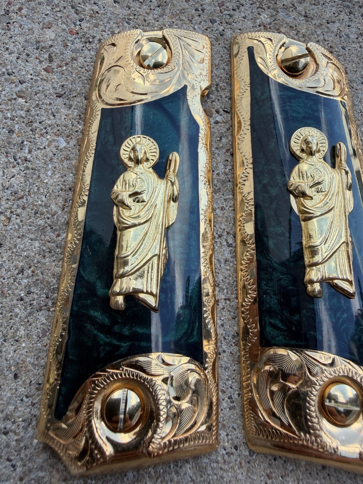 1911 45 38 Super Full Size San Judas Gold Gun Pistol Grip Cachas & 24K Screws
