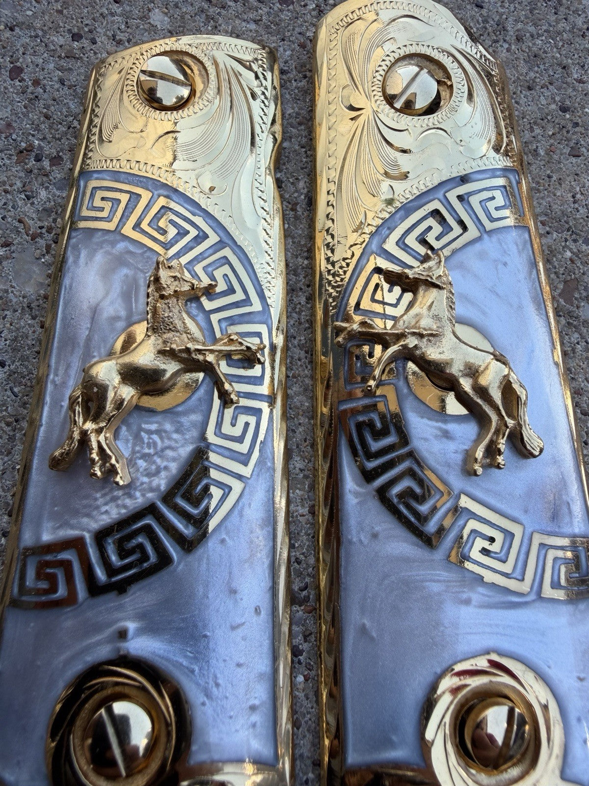 1911 45 38 Super Full Size Horse Gold Gun Pistol Grip Cachas & 24K Screws