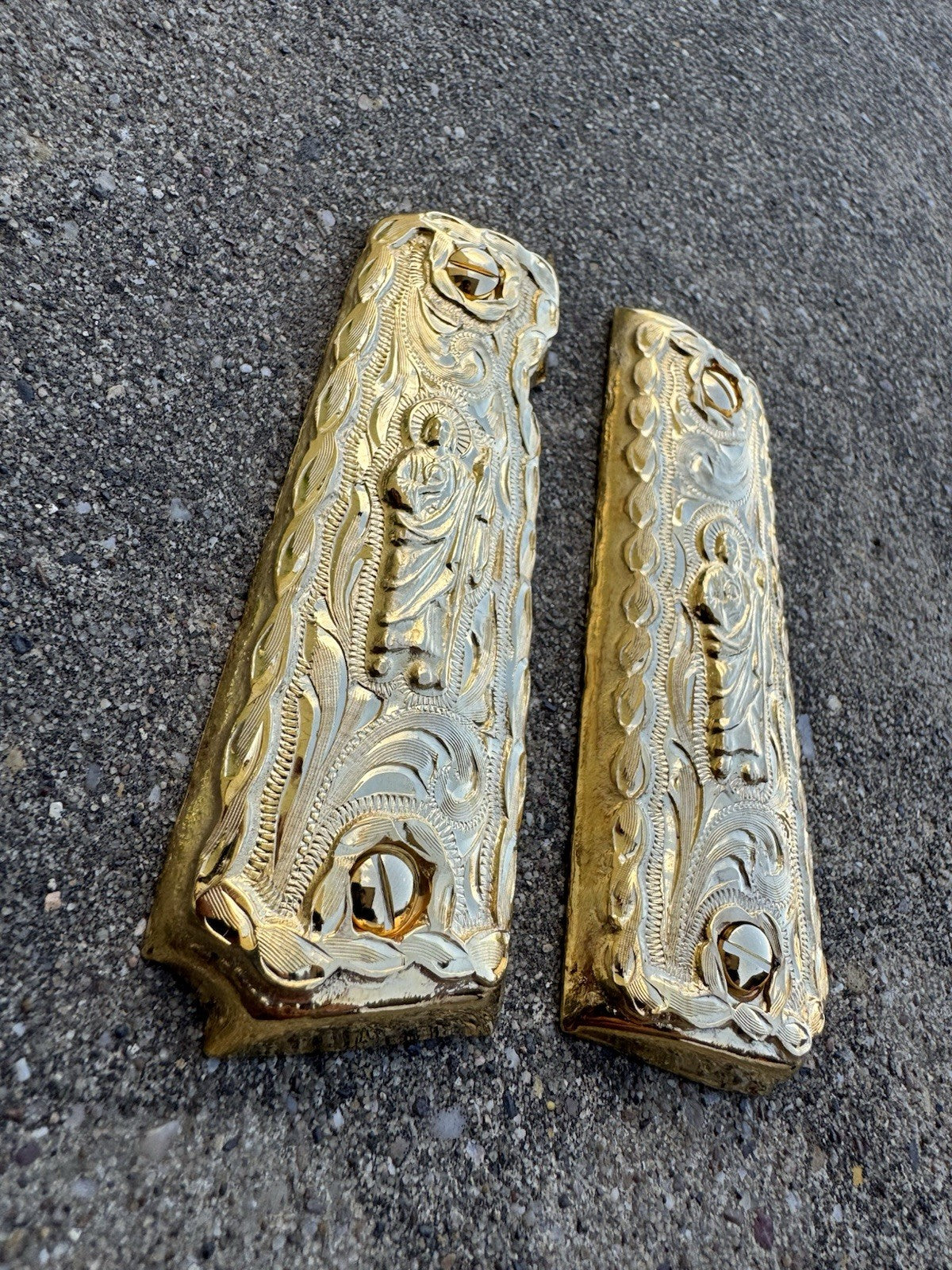 1911 45 38 Super Full Size San Judas Gold Gun Pistol Grips Cachas & 24K Screws