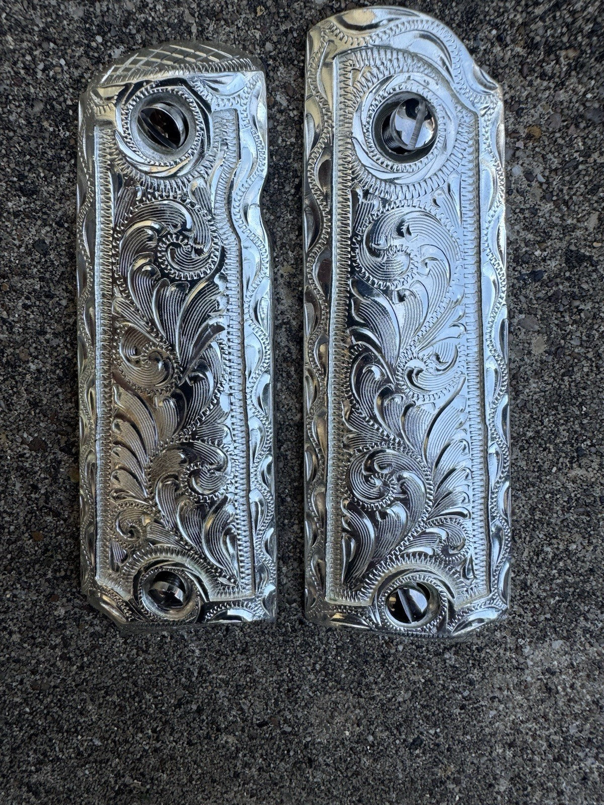 1911 45 38 Super Full Size Gun Pistol Grip Cachas & Polished Screws