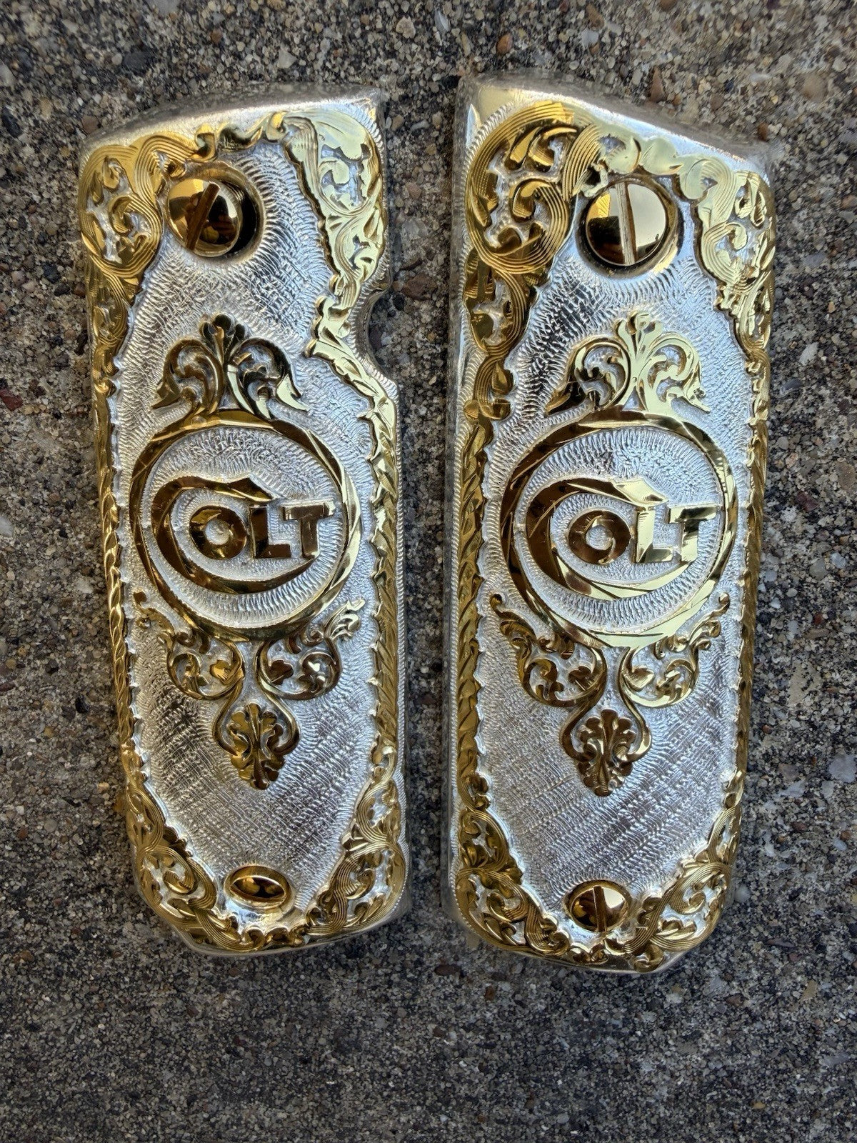 1911 45 38 Super Full Size Colt Gold Gun Pistol Grip Cachas & 24K Screws