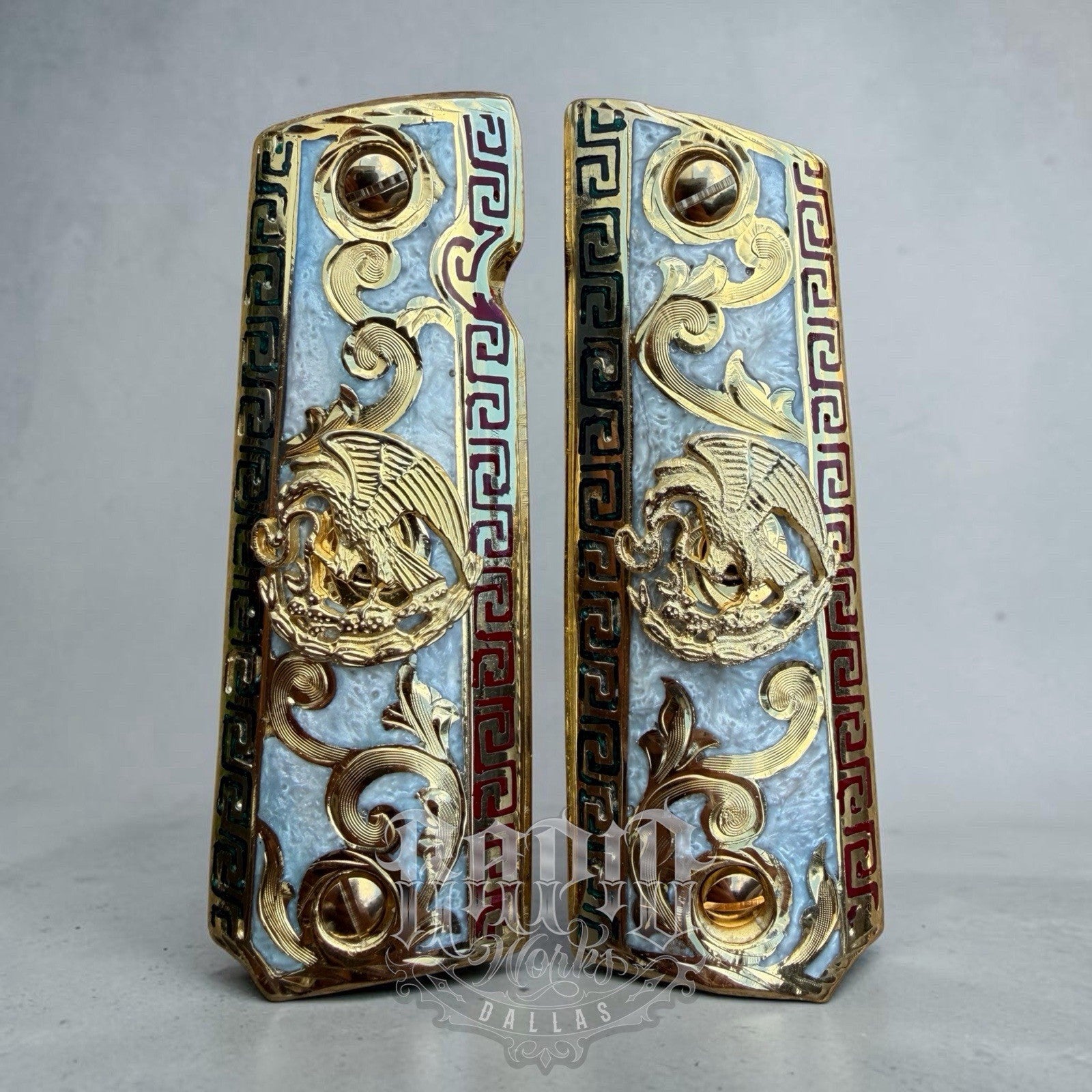 1911 45 38 Super Full Size Mexican Eagle Gold Gun Pistol Grip Cachas & 24K Screw