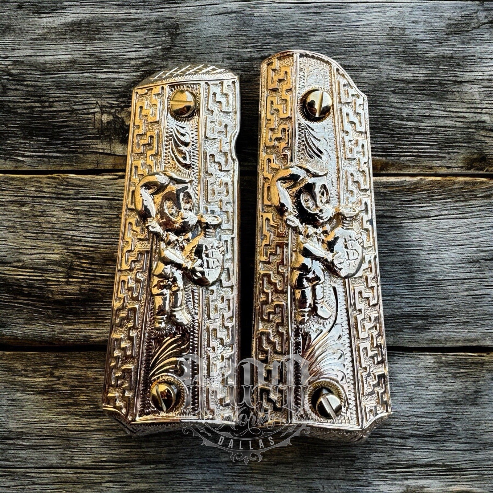 1911 45 38 Super Full Size Richie Rich Gold Gun Pistol Grip Cachas & 24K Screws