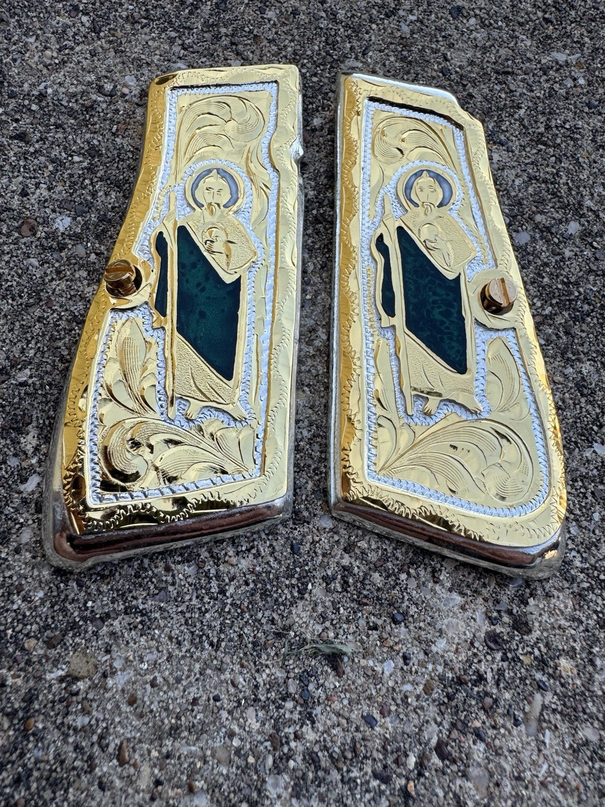 Browning Hi-Power 9mm San Judas Gold Gun Pistol Grip Cachas & 2 24K Screws