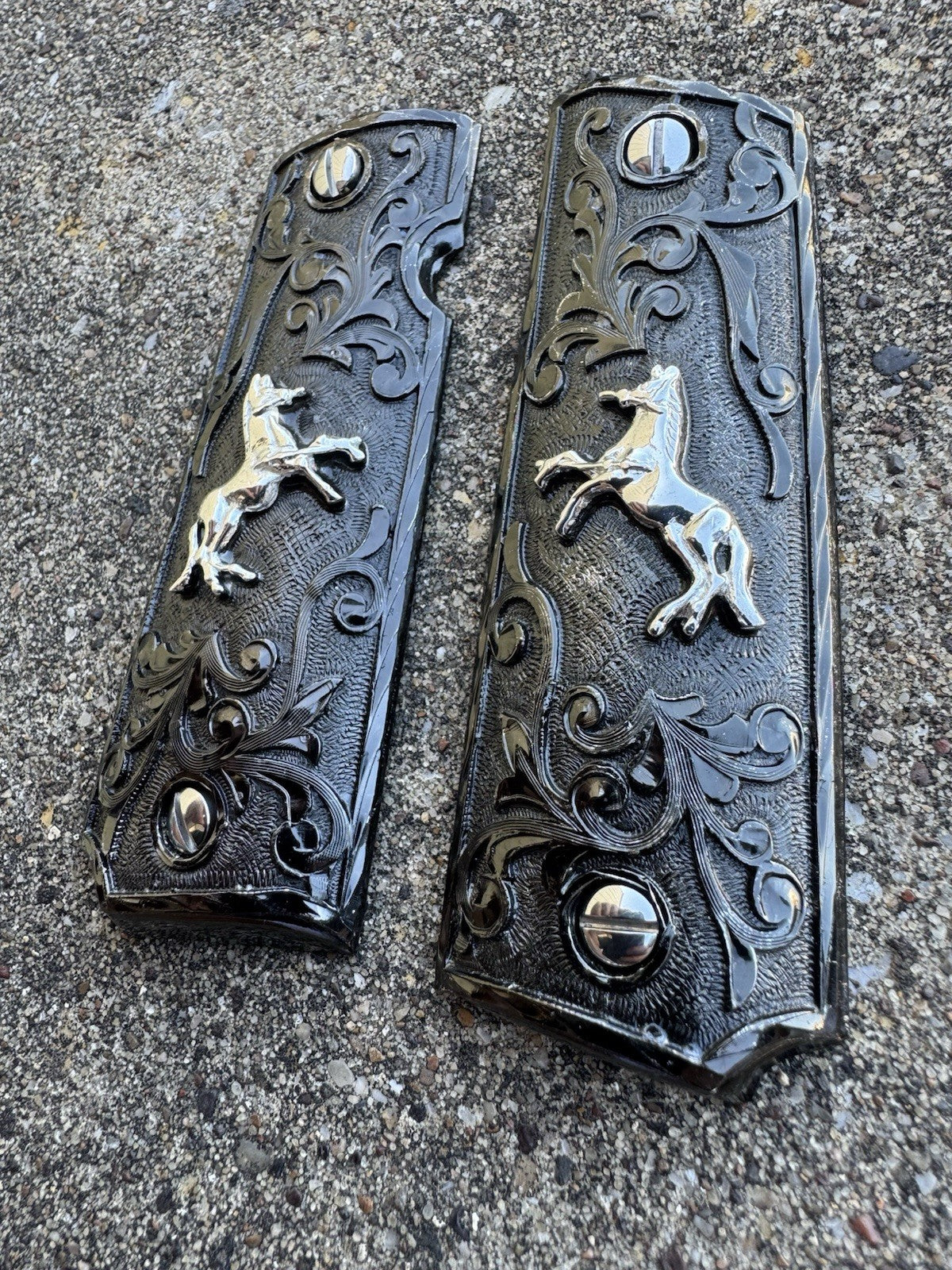 1911 45 38 Super Full Size Colt Horse Gun Pistol Grip Cachas & Polished Screws