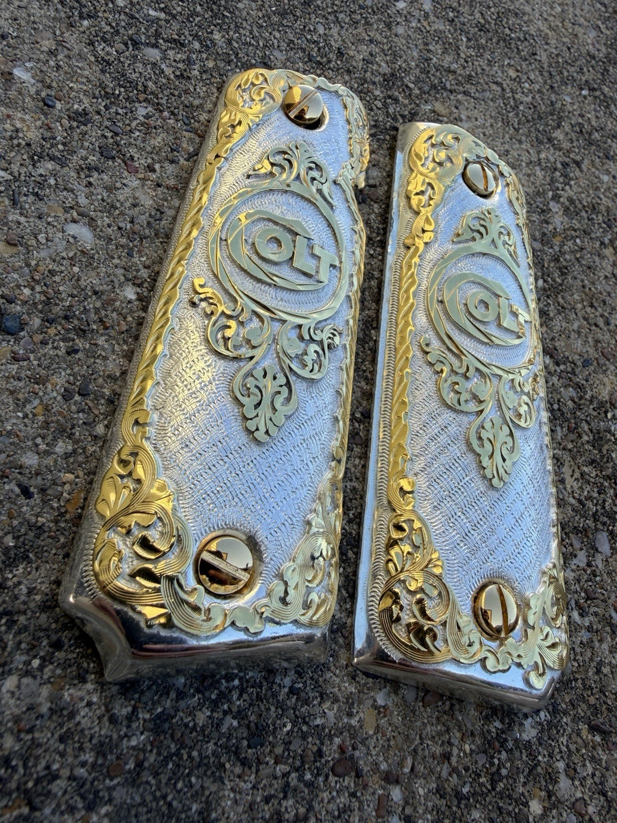 1911 45 38 Super Full Size Colt Gold Gun Pistol Grip Cachas & 24K Screws