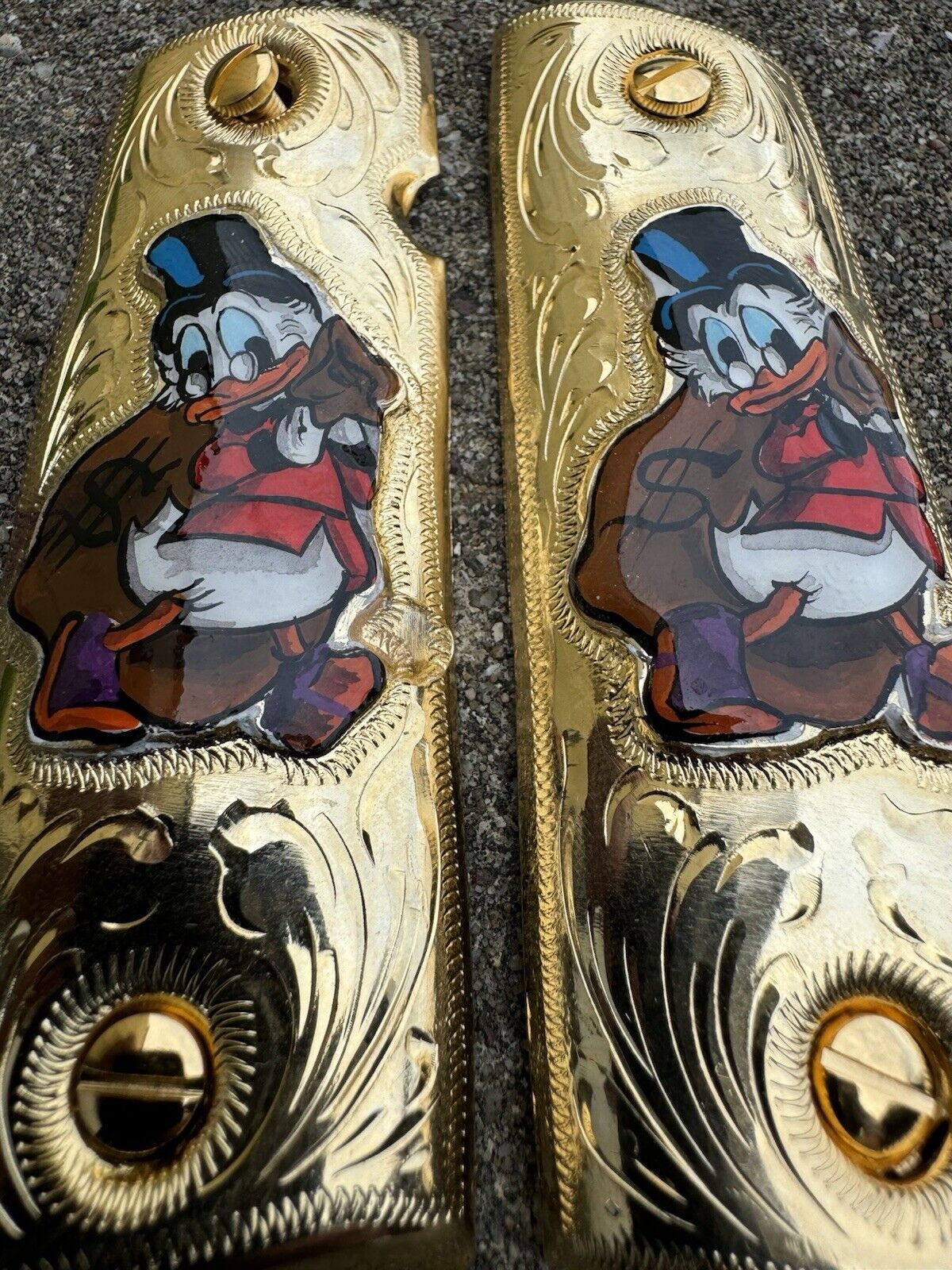 1911 45 38 Super Full Size Mcscrooge Duck Gold Gun Pistol Grip Cachas &24K Screw