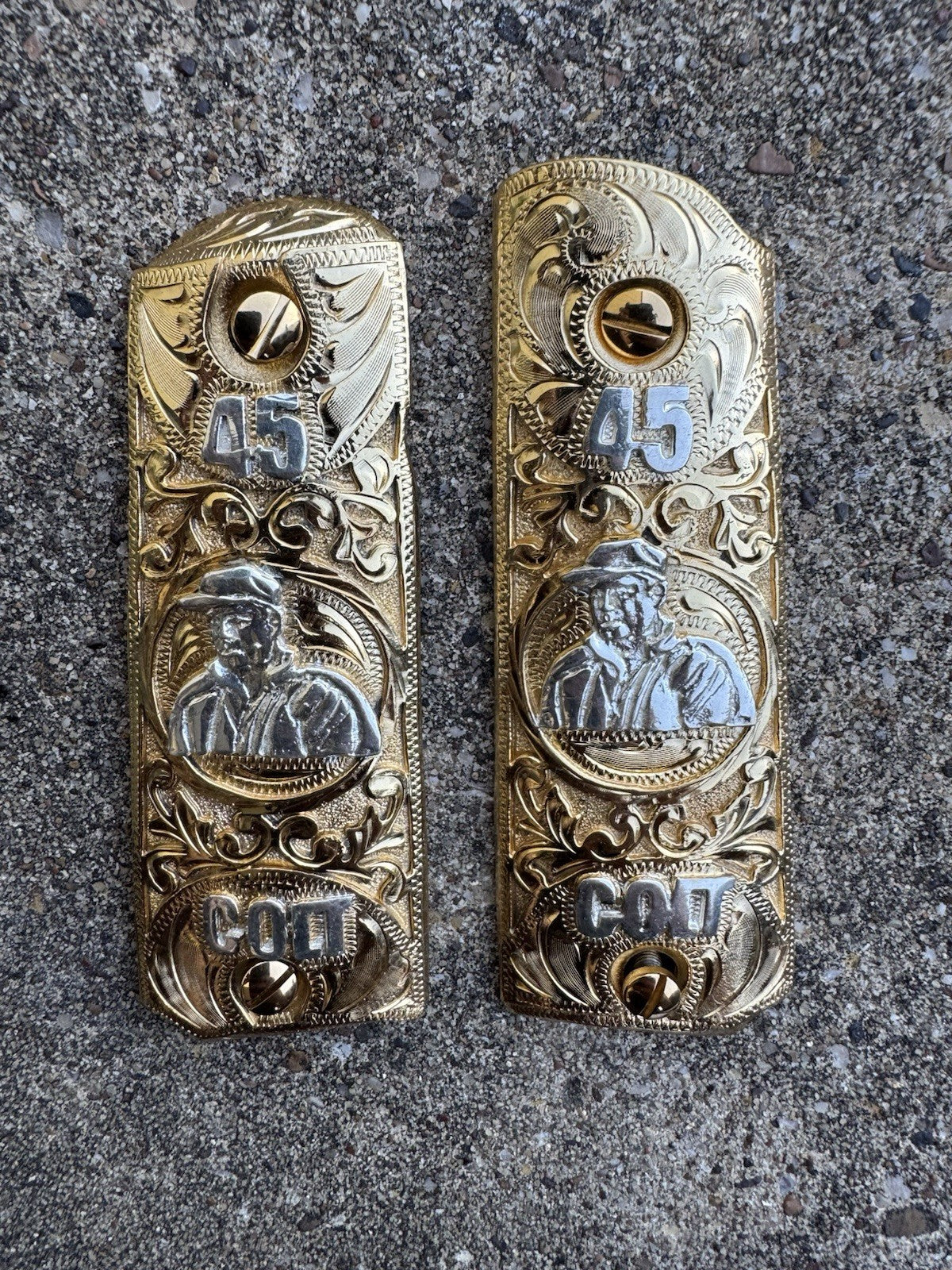 1911 45 38 Super Full Size Chapo Gold Gun Pistol Grip Cachas & 24K Screws