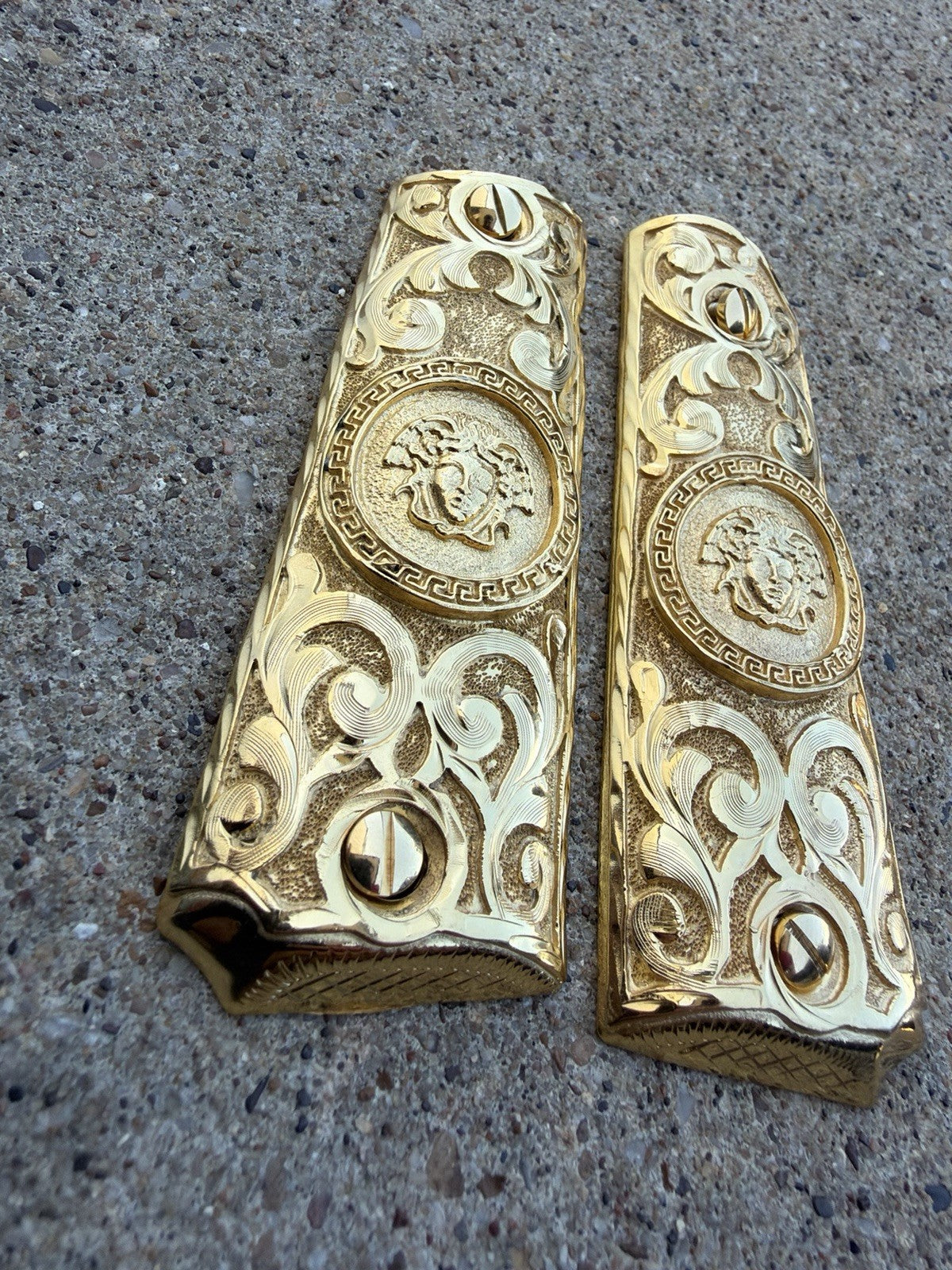 1911 45 38 Super Full Size Versace Gold Gun Pistol Grip Cachas & 24K Screws