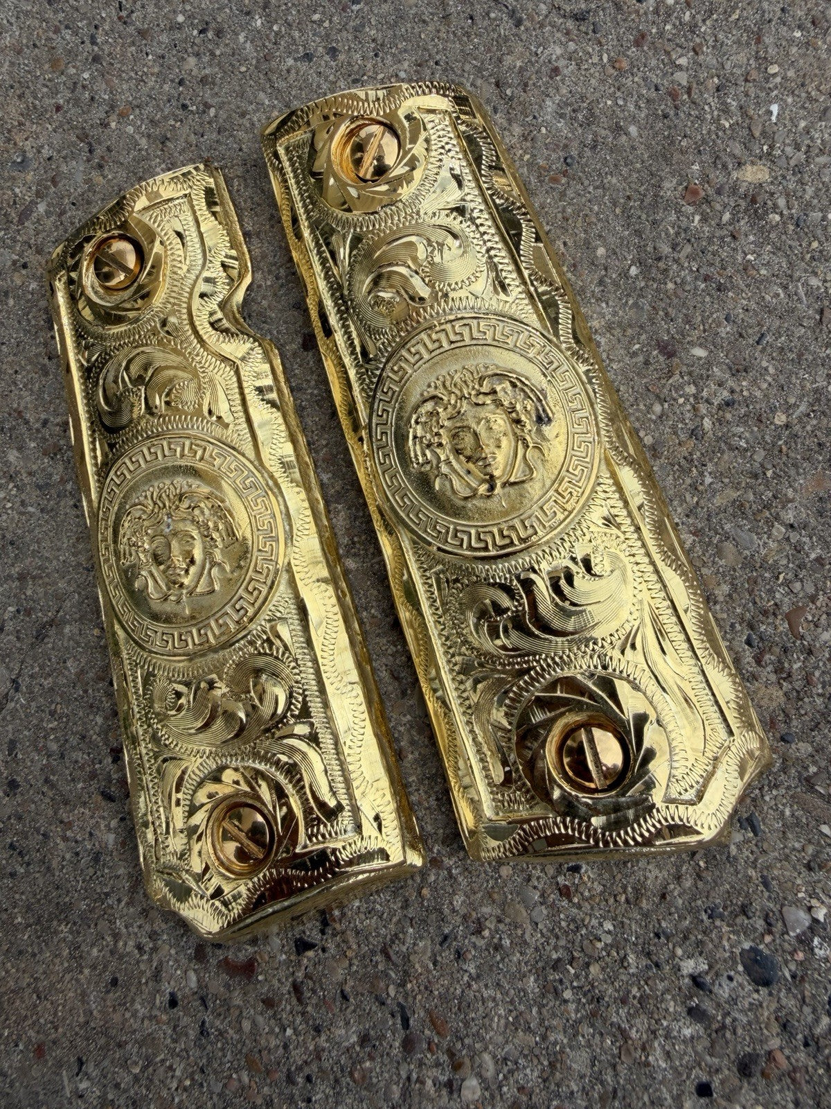 1911 45 38 Super Full Size Versace Gold Gun Pistol Grip Cachas & 24K Screws