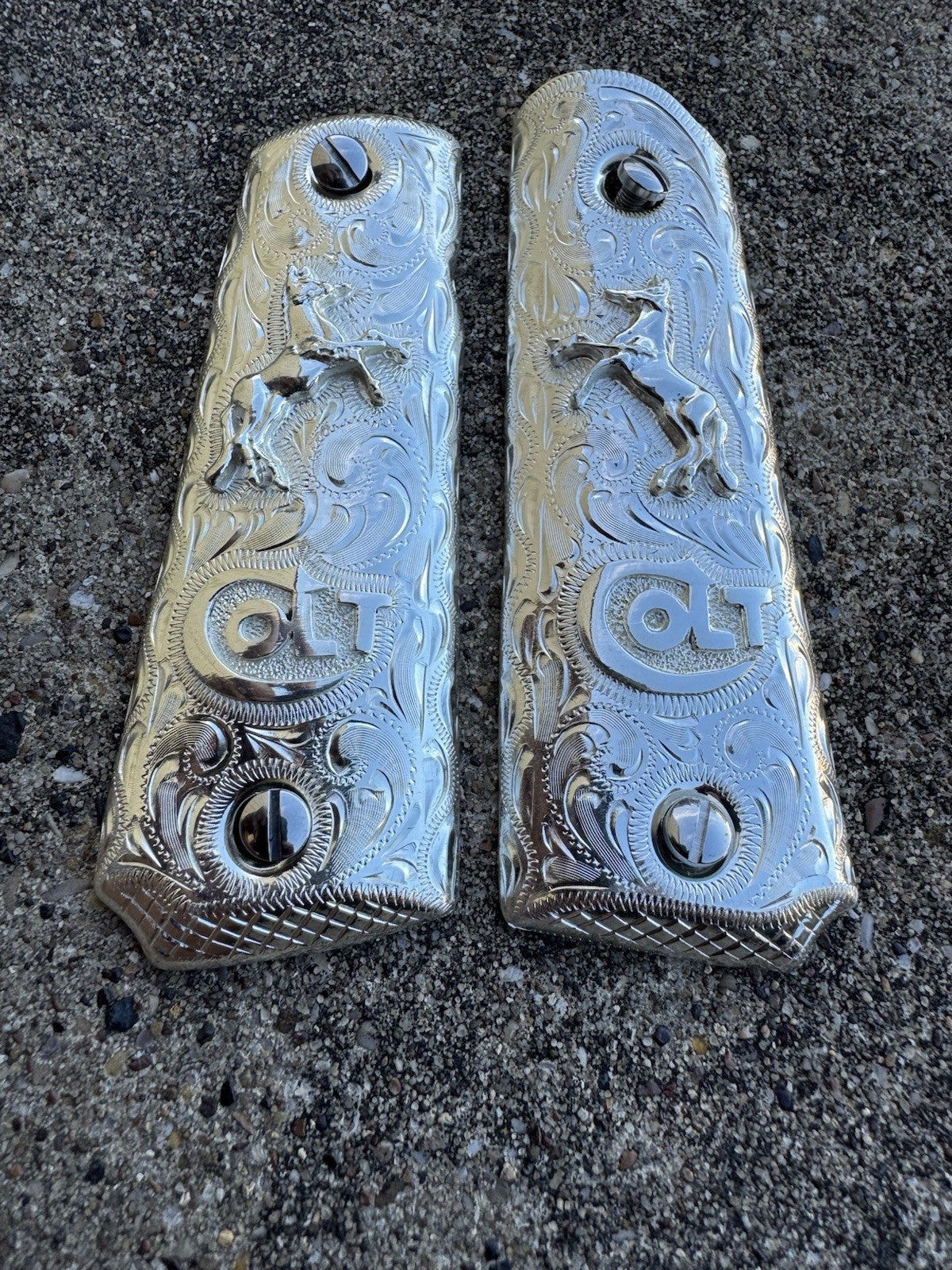 1911 45 38 Super Full Size Colt Horse Gun Pistol Grip Cachas & Polished Screws