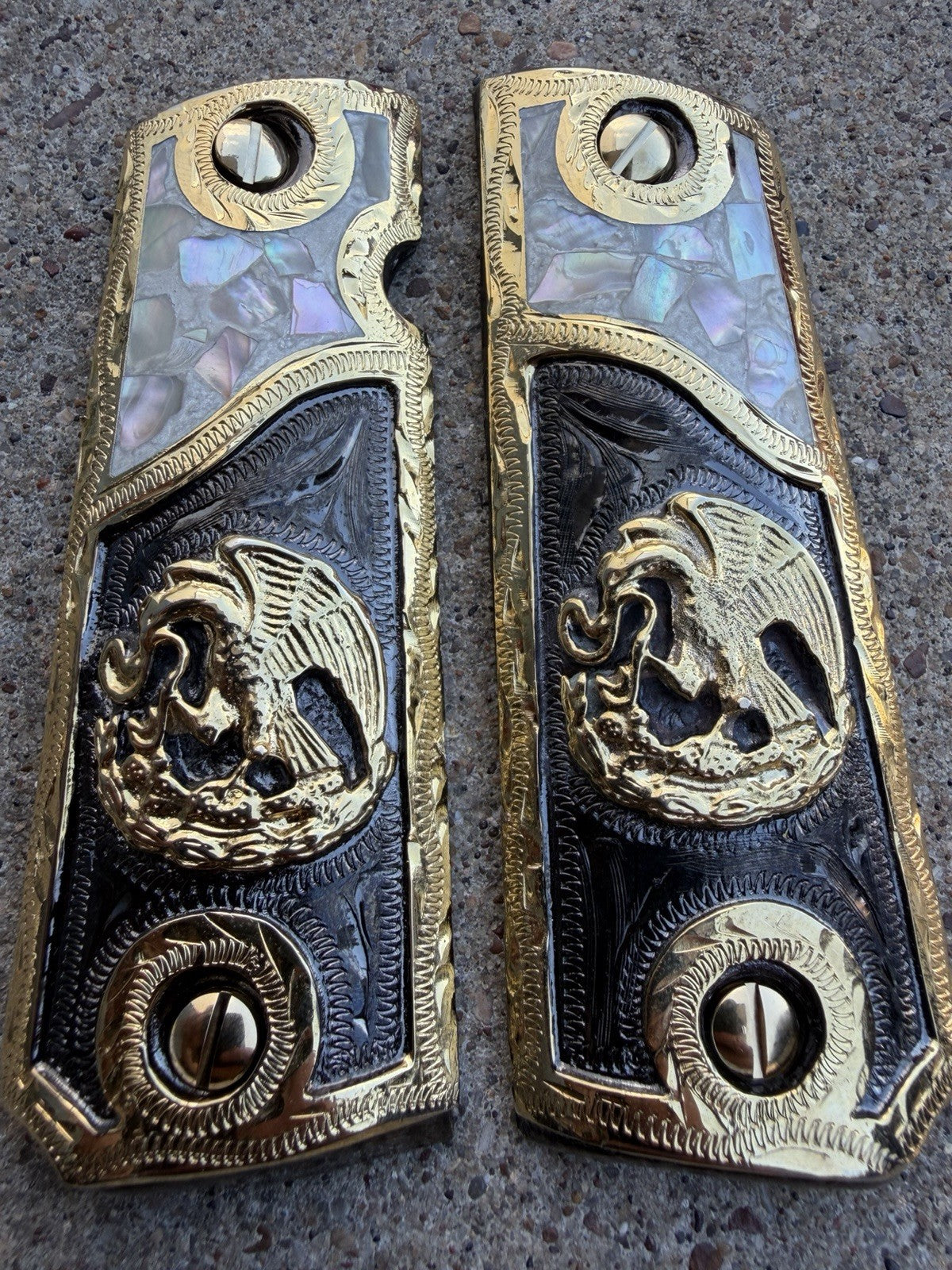 1911 45 38 Super Full Size Aguila Gold Gun Pistol Grip Cachas & 24K Screws